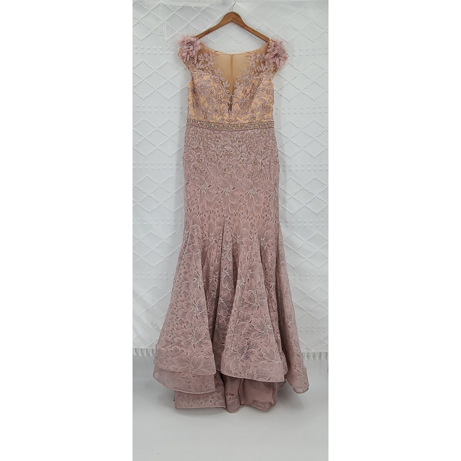 Mac Duggal 79368 pink embellished trumpet gown NWT Size 14 formal wedding