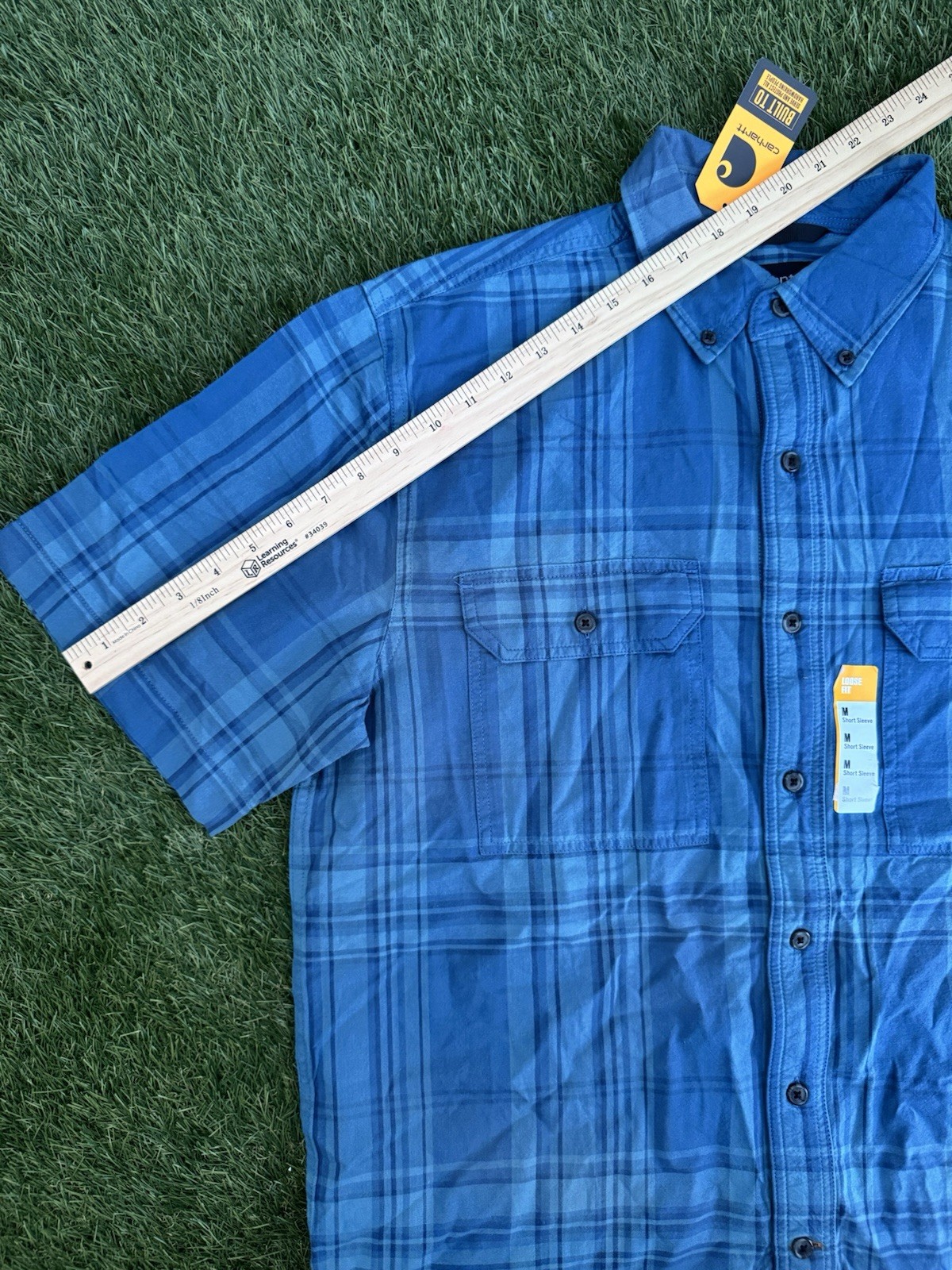 Carhartt Men’s Medium Loose Fit Midweight Short-Sleeve Plaid Shirt Storm Blue