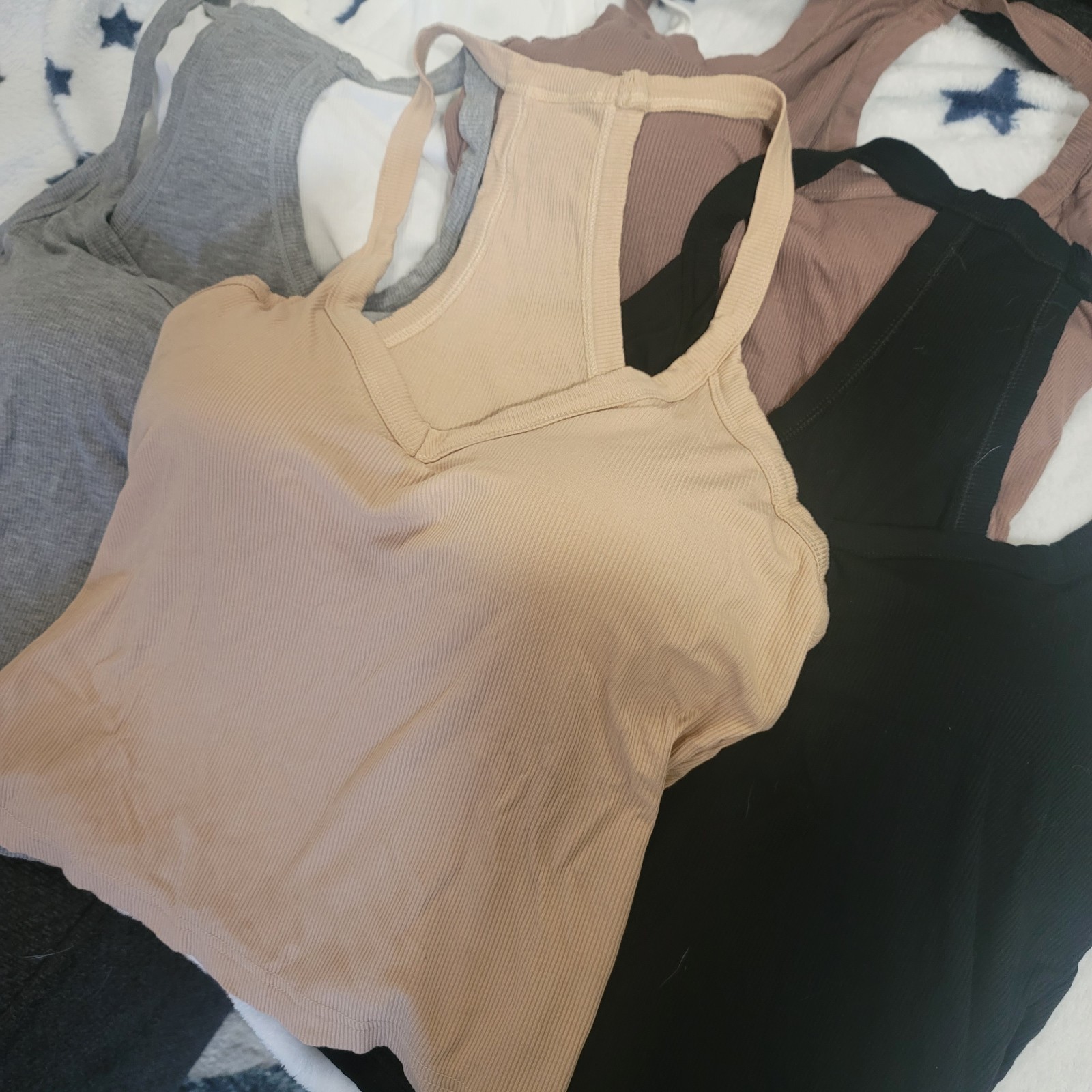 Lot of 5 Women’s Camis Tank Tops Racerback Sz XL Built In Bra