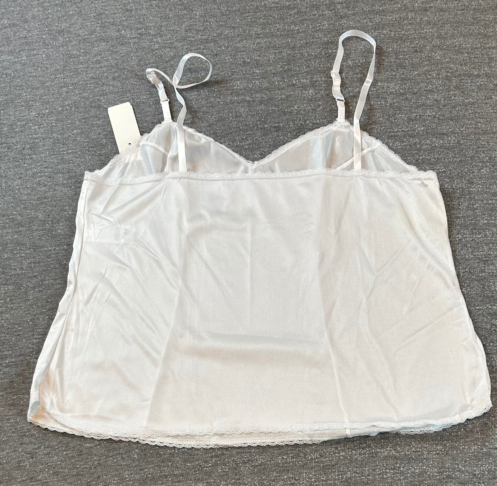 NWT VTG Vassarette CAMISOLE Black White Adjustable Strap 17701 M, L, XL, or 2XL