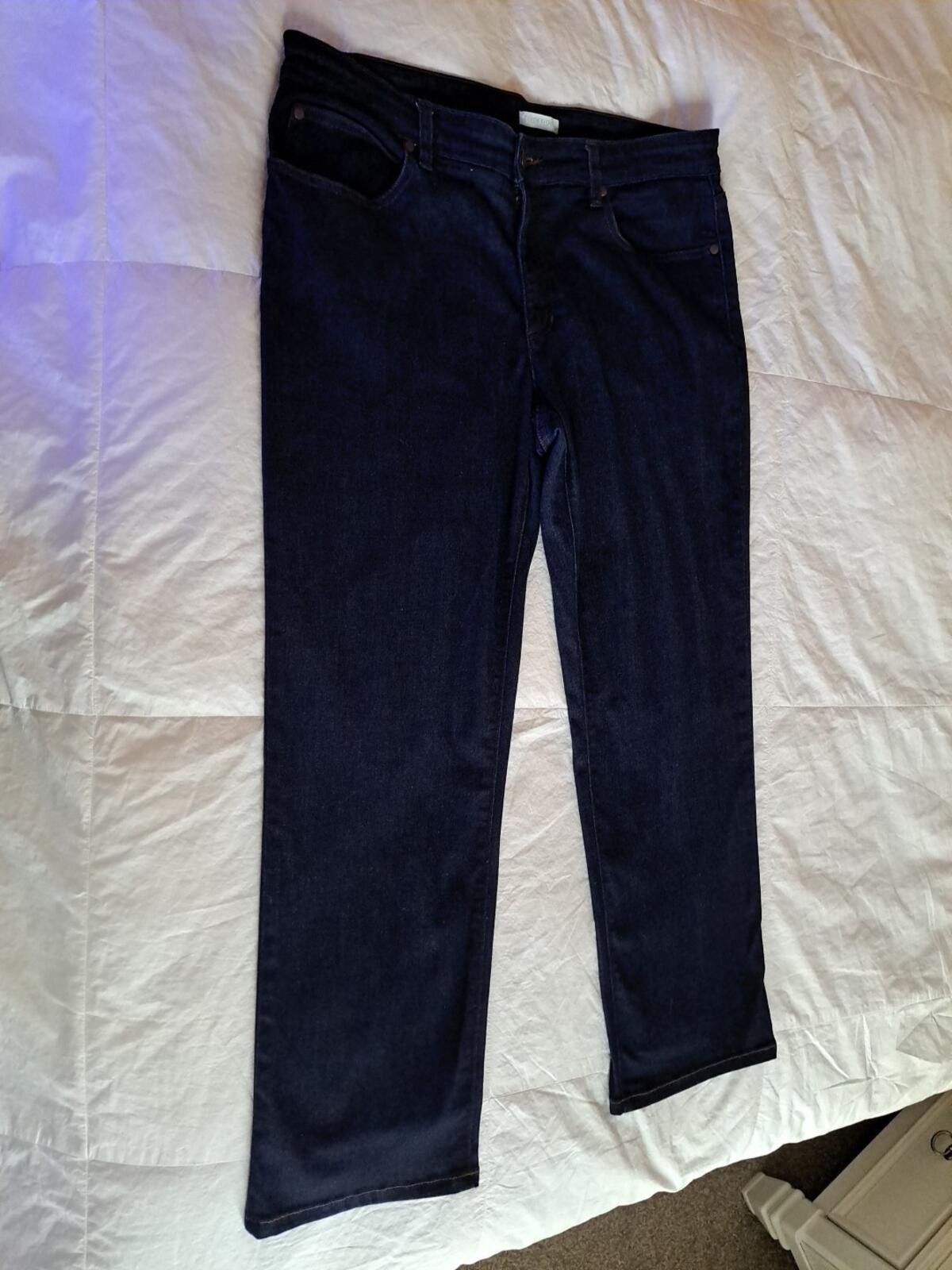 Eileen Fisher Organic Cotton Straight Ankle Jean Size 12 EUC Returns Accepted