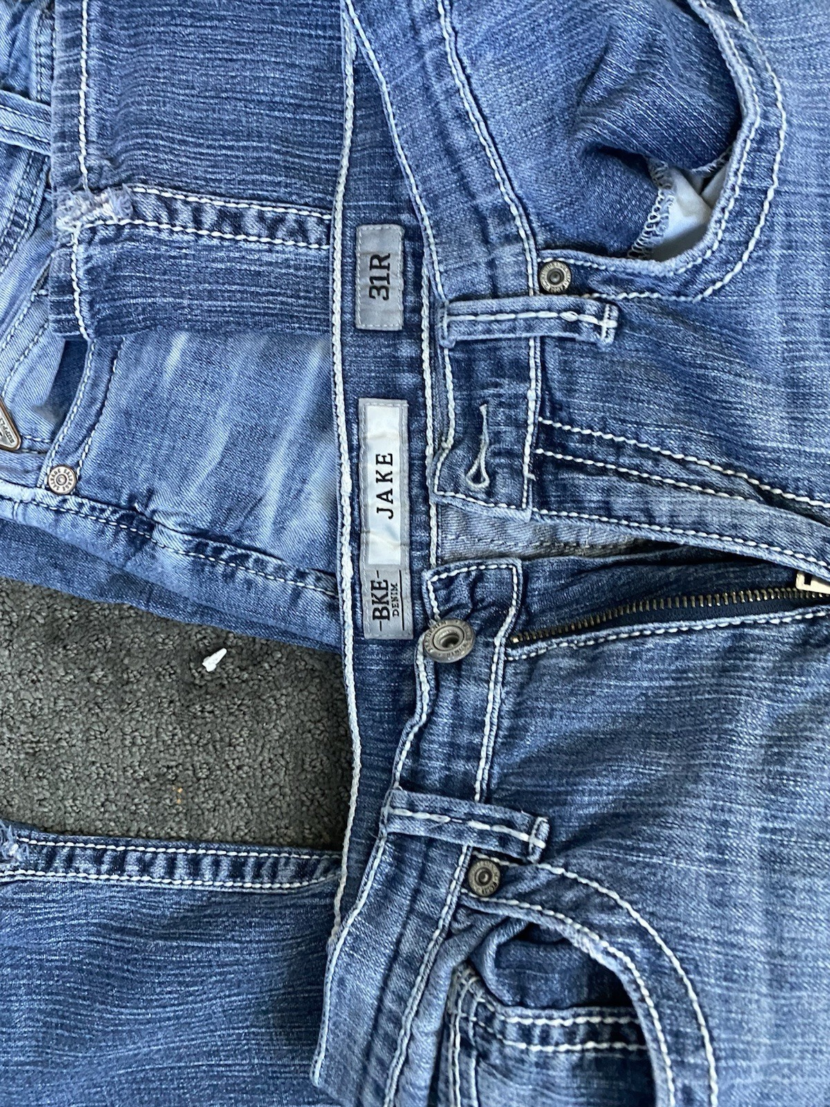 BKE Salvage Men’s Blue Light Wash Straight Mid Rise Logo Denim Jeans 3 pairs