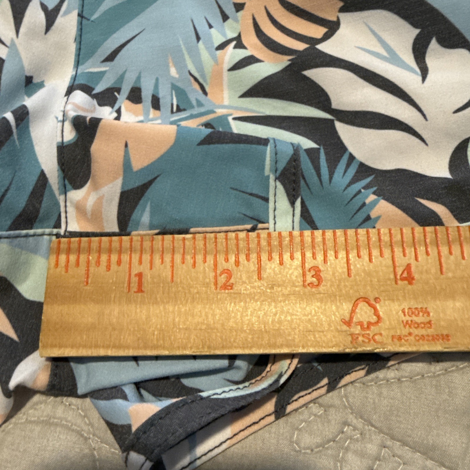 Salt Life Women’s Shorts Floral Palm Design Size Large