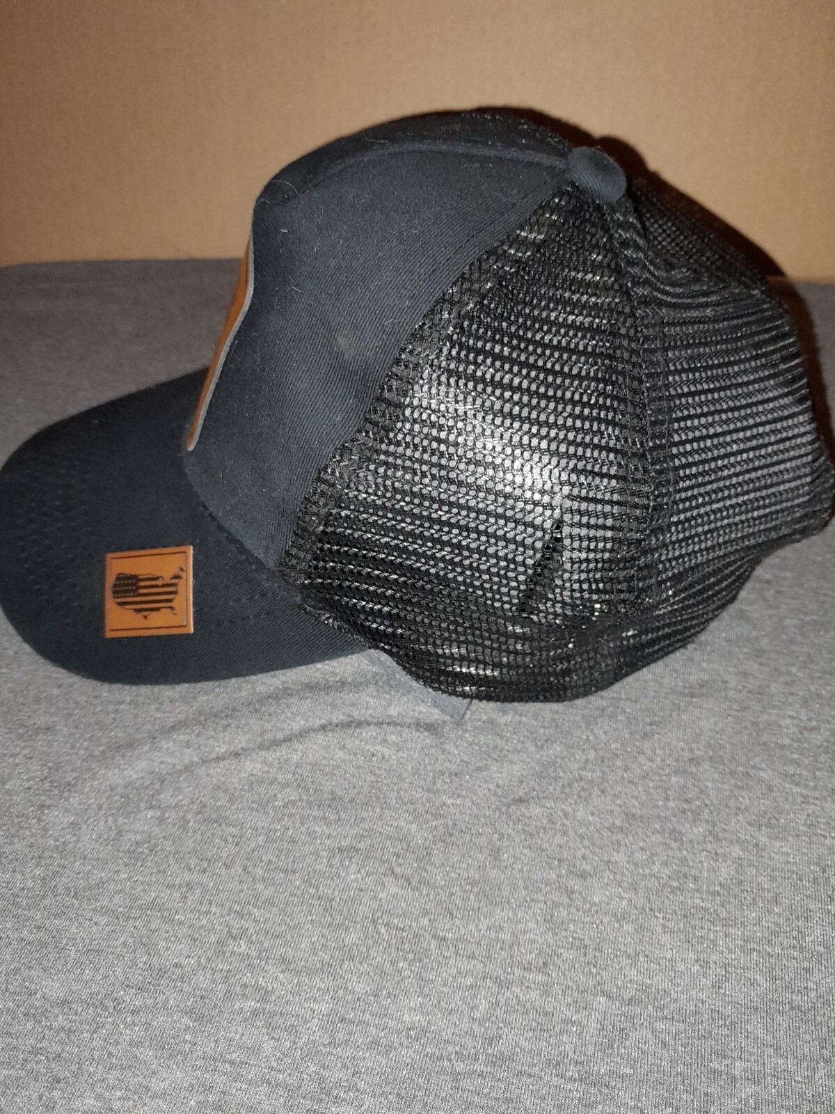 Cow Calf Cattle Farm Leather Patch Ball Cap Trucker Snapback Mesh Hat Black