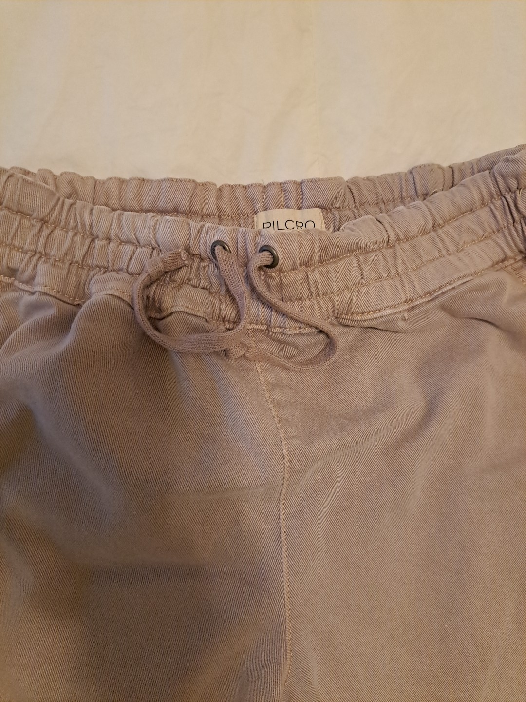 PILCRO mid-rise parachute pants Sz S EUC Beige Returns Accepted