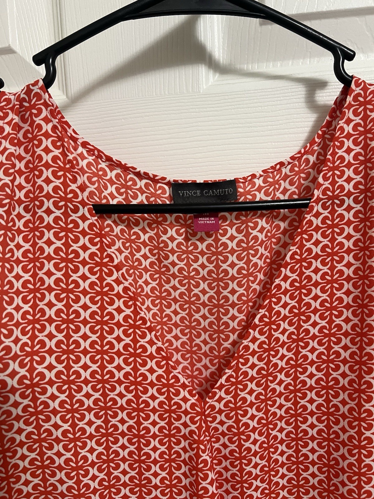 Women’s Lot of two Orange White Geometric V-Neck Sleeveless Tank Top