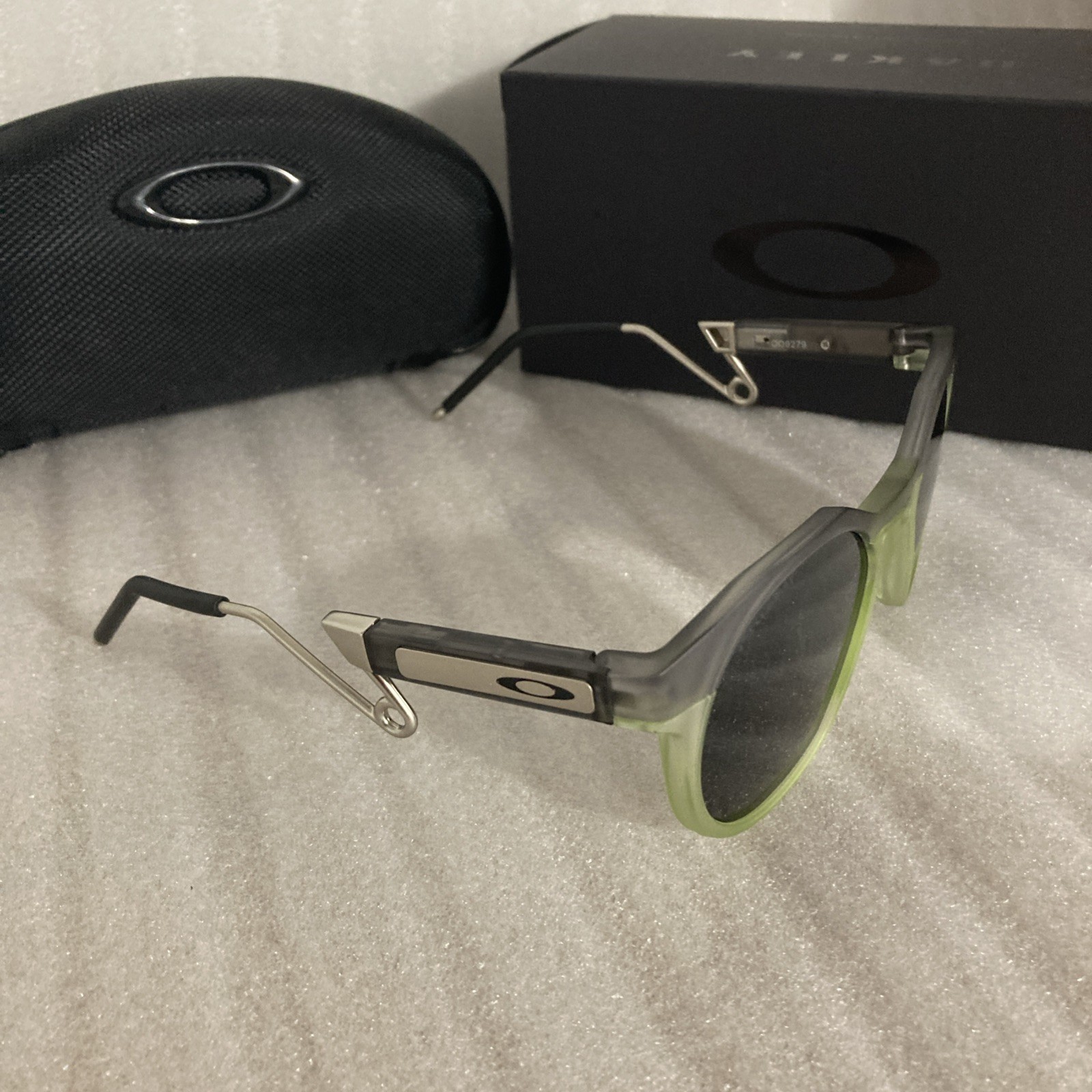 Oakley HSTN METAL Sunglasses Polarized Prizm Black Lens New With Case