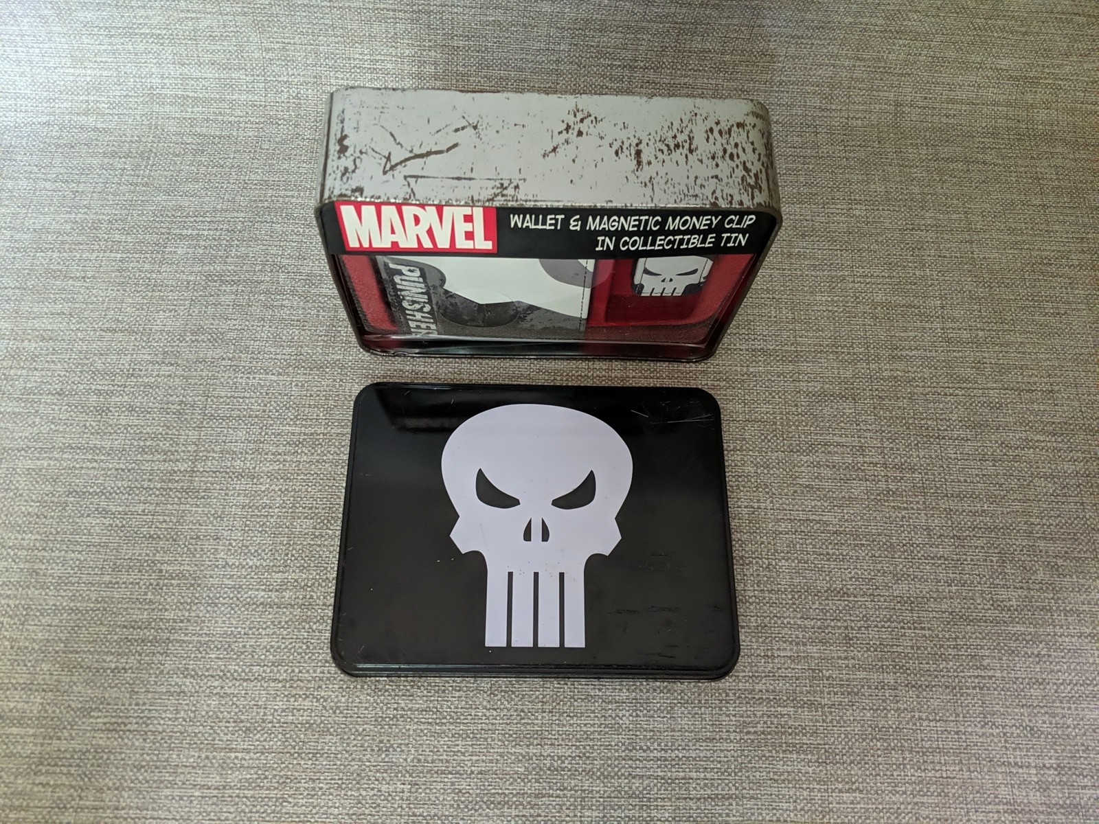 The Punisher Bifold Wallet with Money Clip Tin Marvel Comics Novelty Black NOWT