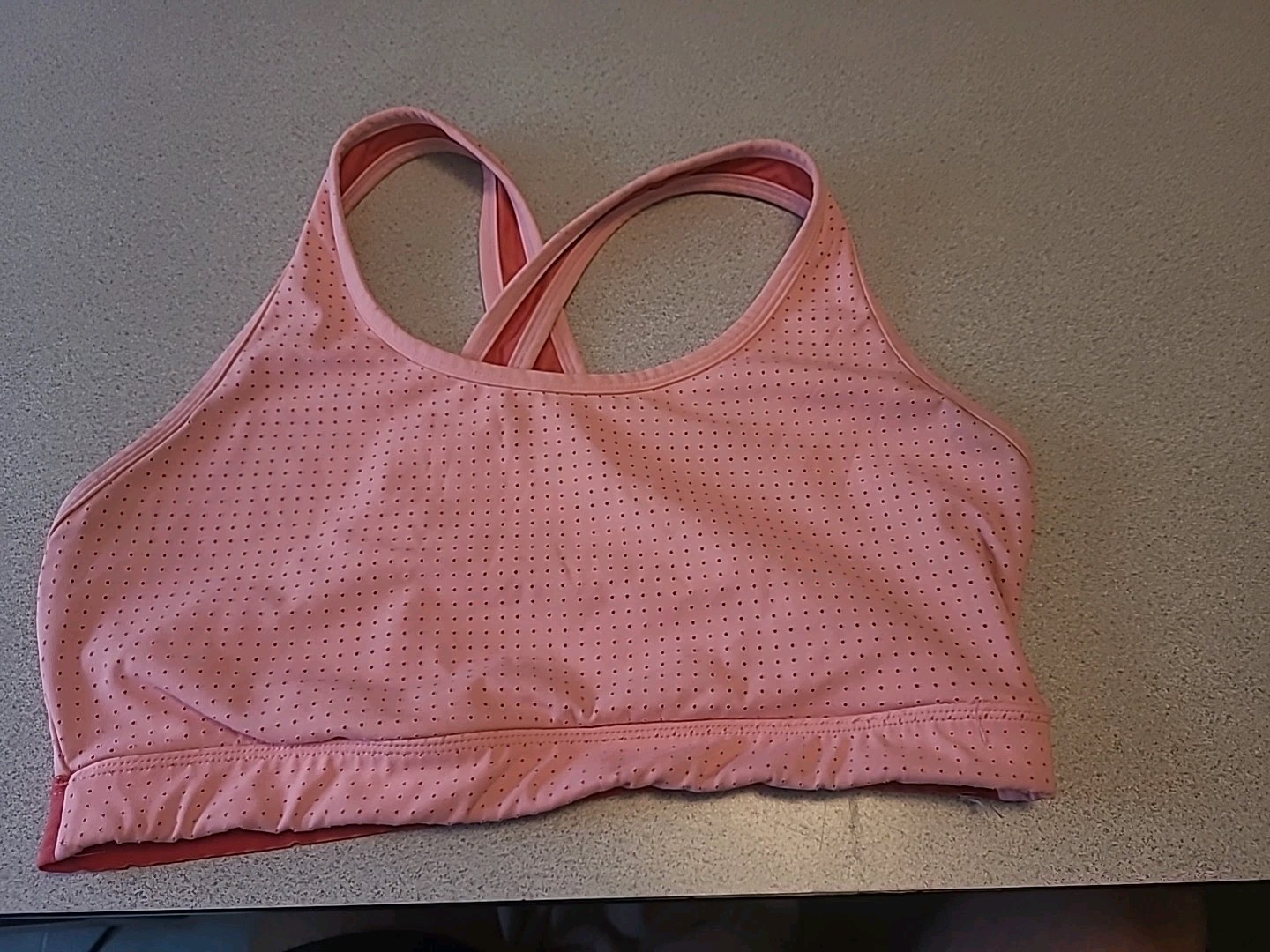 Avia Sports Bra Large 12-14 Pink Red Racerback Lined Wireless Unpadded