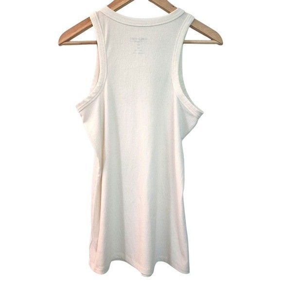 Torrid 00 Flower O-Ring Rib Tank Whisper White Ivory Medium Cut Out Top