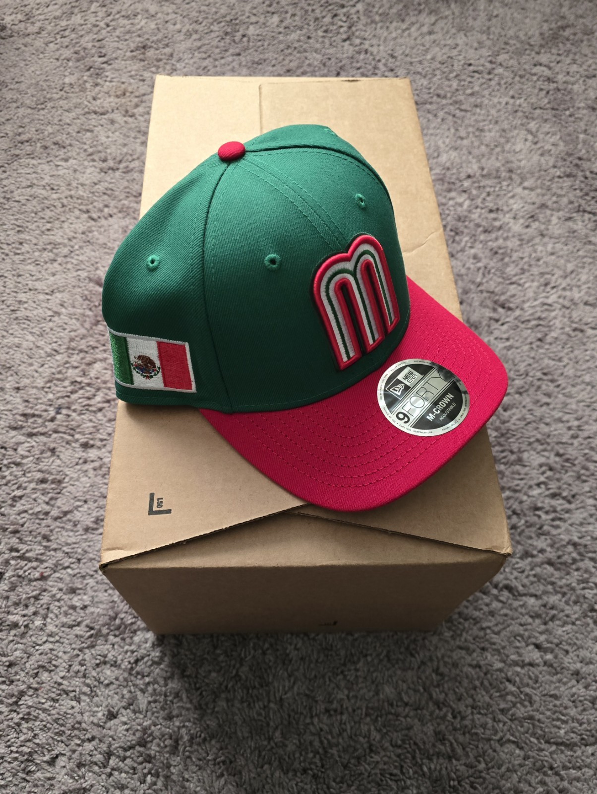 New Era 9Forty Mexico 2026 M Crown Snapback Hat – Green