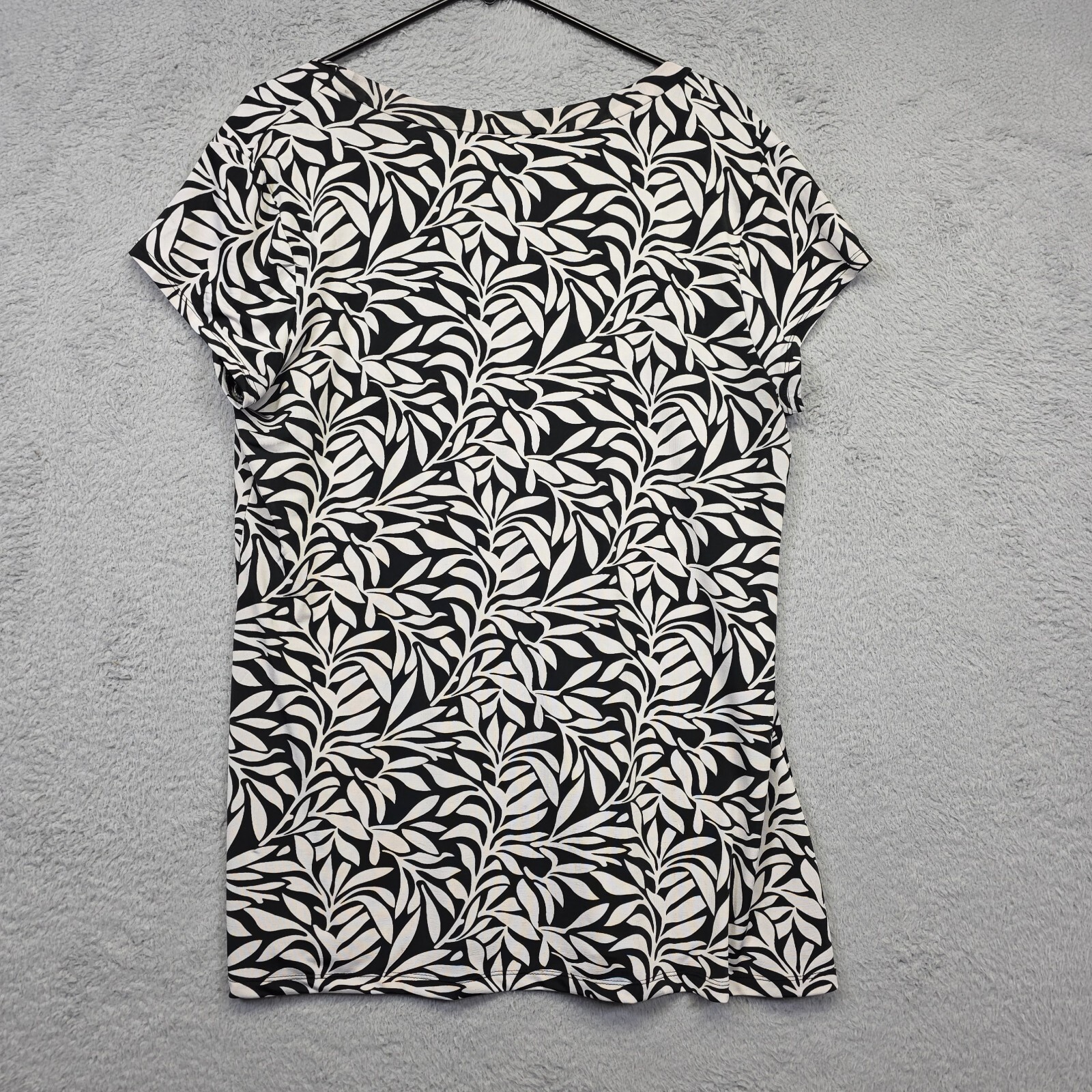 Lia Lee Top Womens Plus 2X Black White Leaf Stretch Flowy Boho Career Blouse