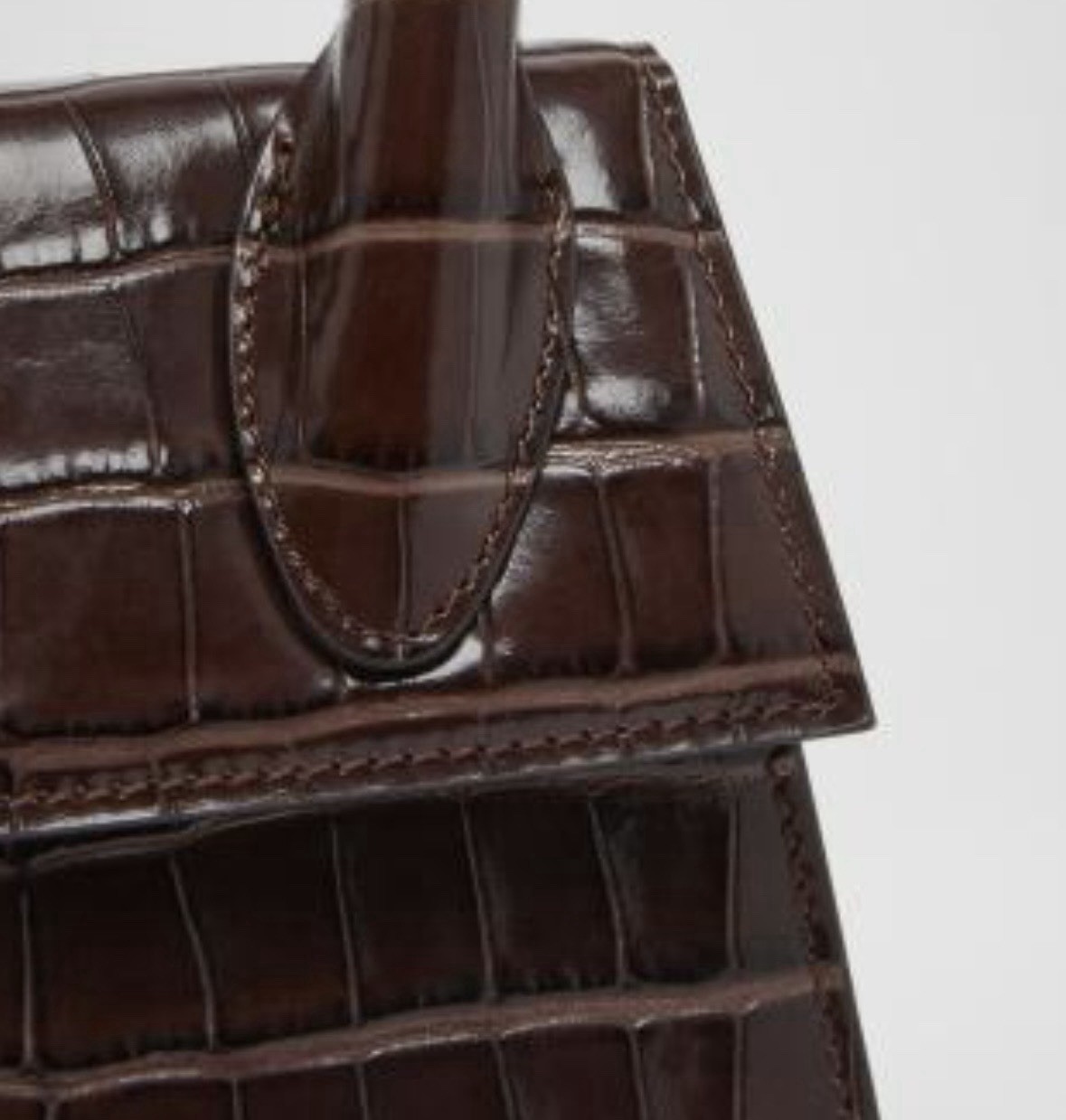 Jacquemus Le Chiquito Moyen Croc Embossed Leather Top Handle Bag. Original $1050