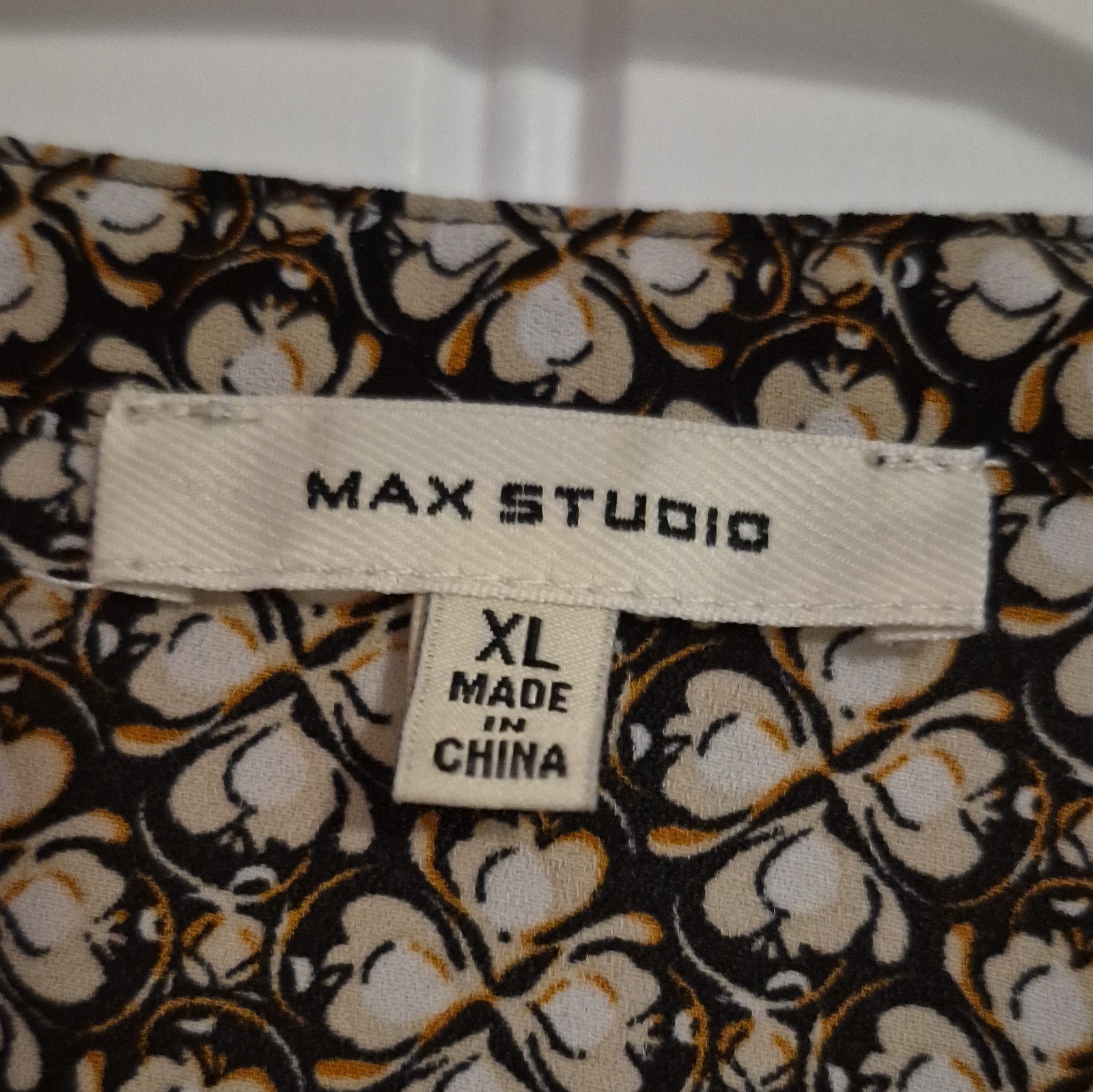 Max Studio Boho Geometric Clover Print Blouse XL Balloon Sleeve Button Up Top