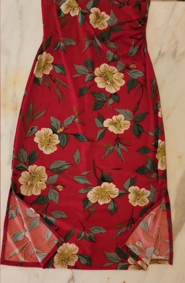 Women’s Sleeveless Rich Red Floral Dress Size Small