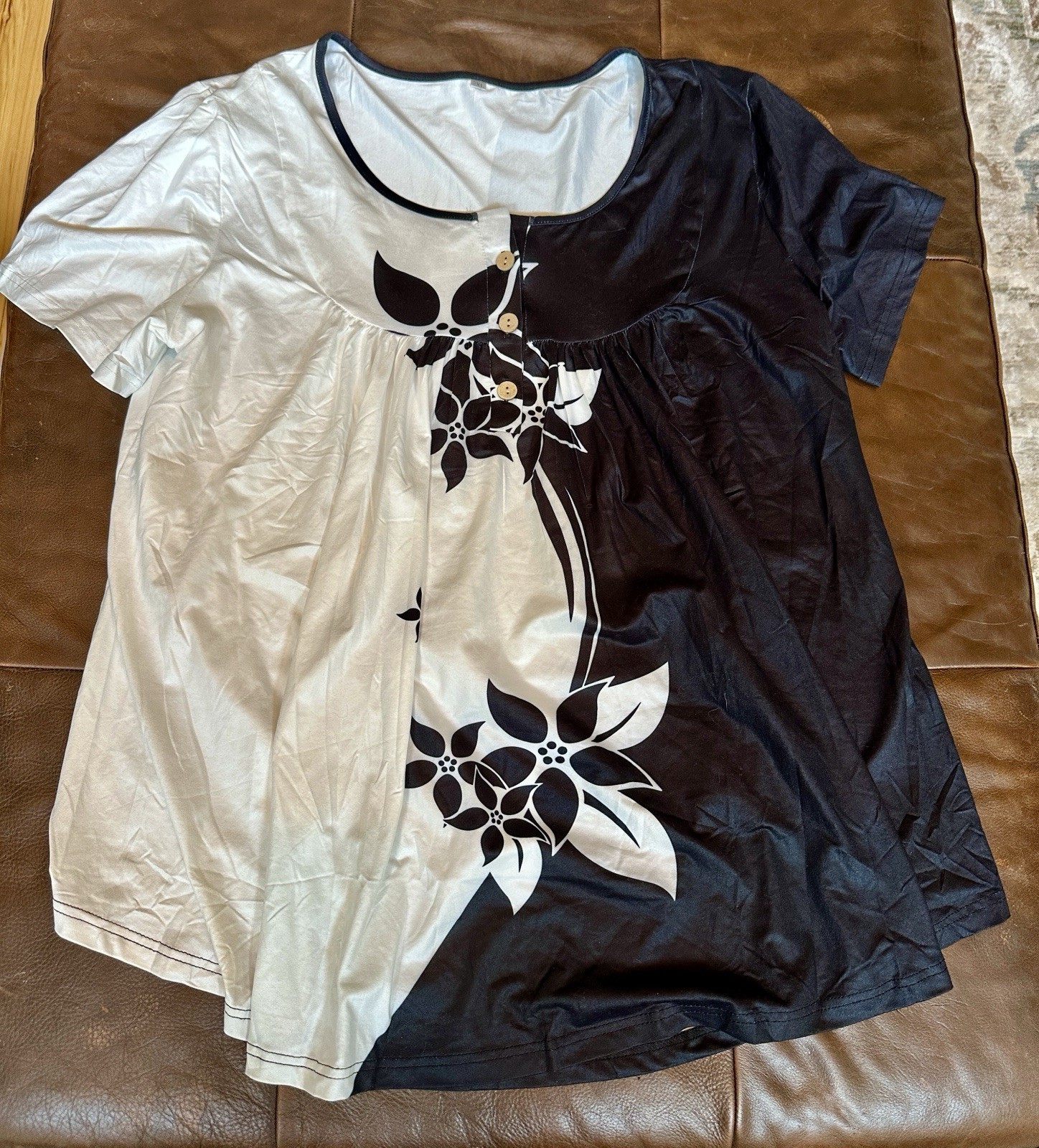 Black White Floral Scoop Neck Short Sleeve Knit Shirt Polyester Spandex 2XL