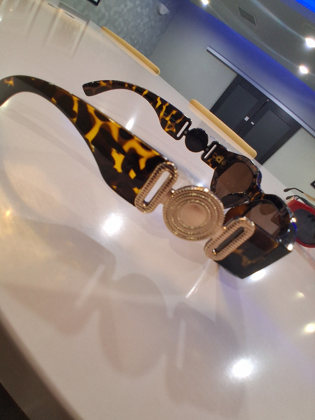 Women’s Tortoise Shell Rectangle Sunglasses Brown Tinted Lenses UV400 POP P4245