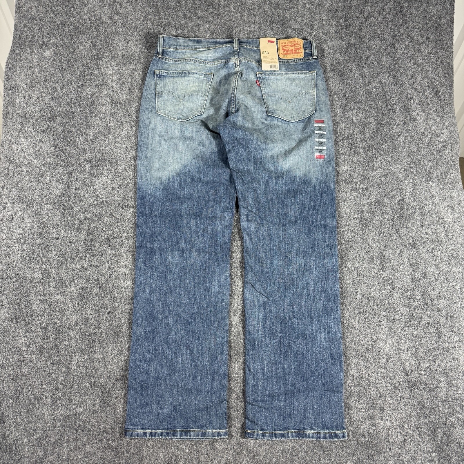 NWT Levi’s 559 Relaxed Straight Jeans Mens 36×32 Blue Medium Wash 100% Cotton