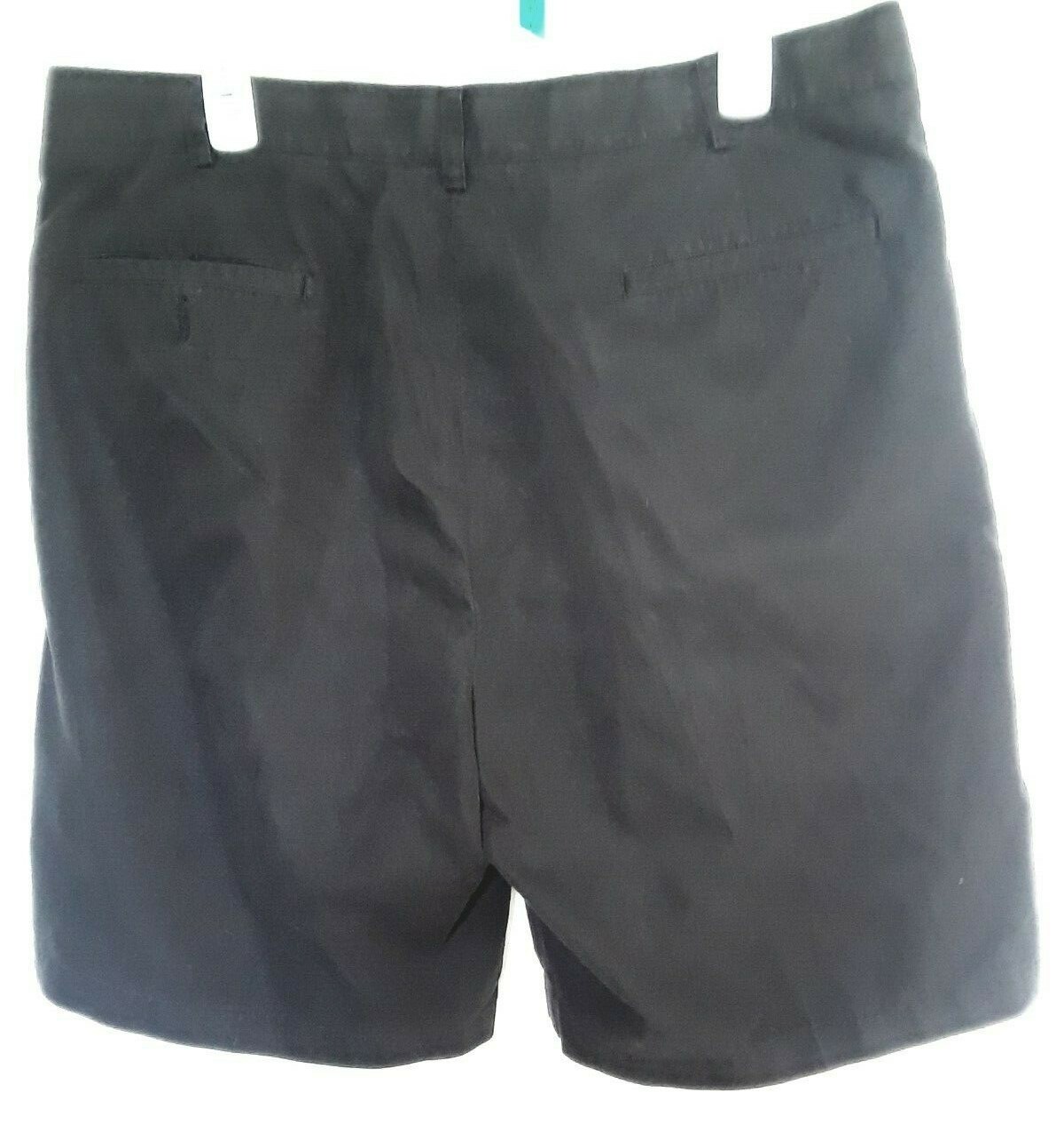 TA1-16 George Golf sz 38 Pleated shorts color black