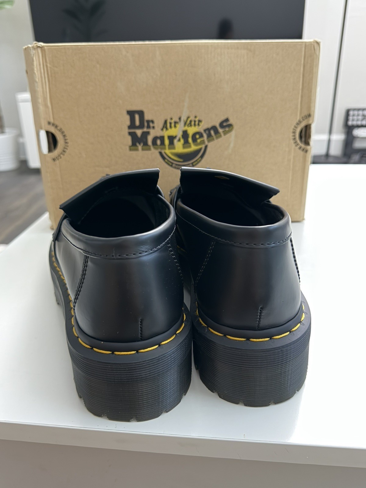 Dr Martens Adrian Quad Men’s Size 11 US Black Leather Shoes Platform Tassle