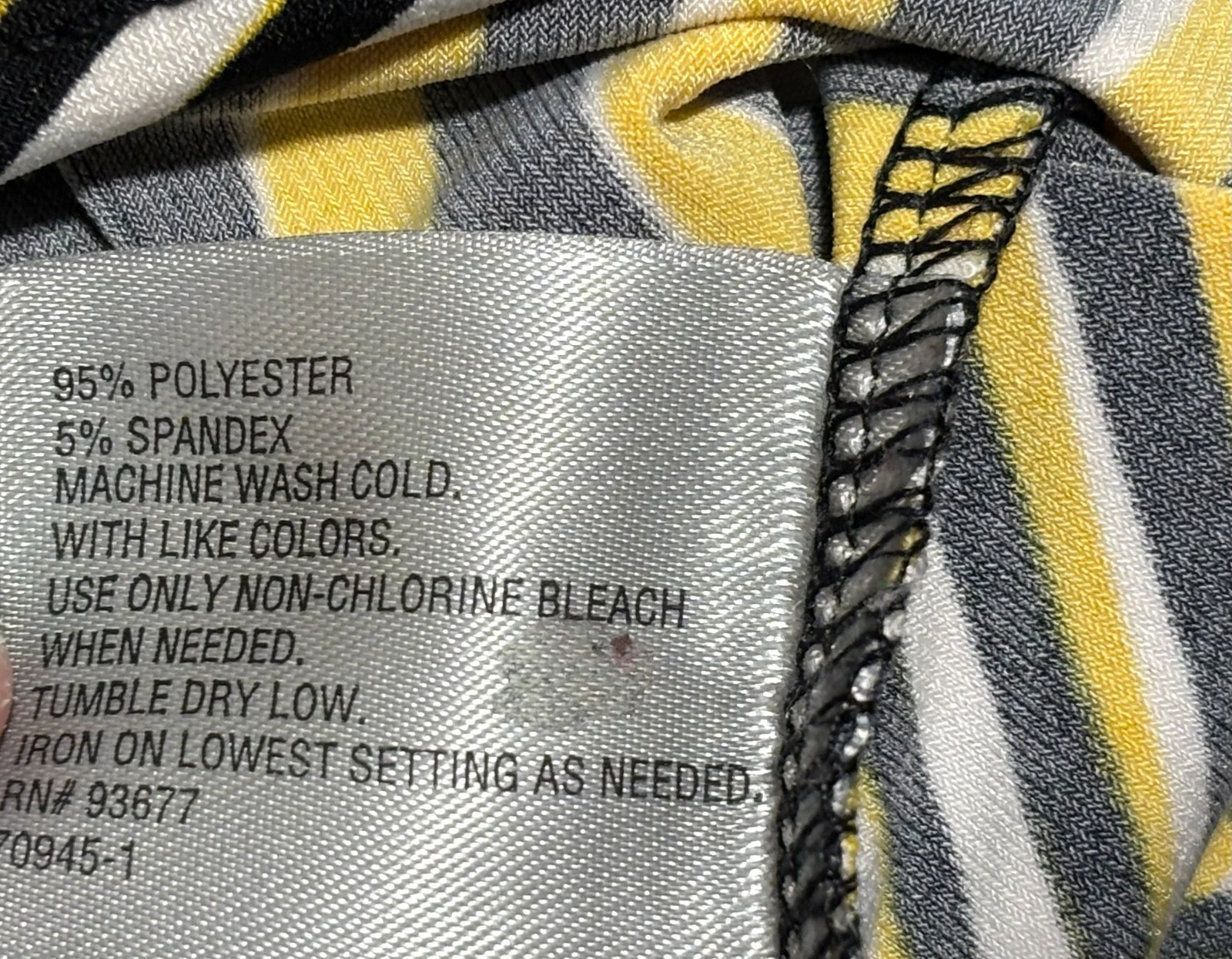 Worthington Stretch Shirt Sz M 8-10 Yellow Black Geometric Sleeveless Top Blouse