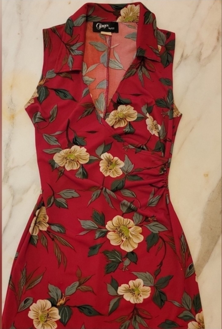 Women’s Sleeveless Rich Red Floral Dress Size Small
