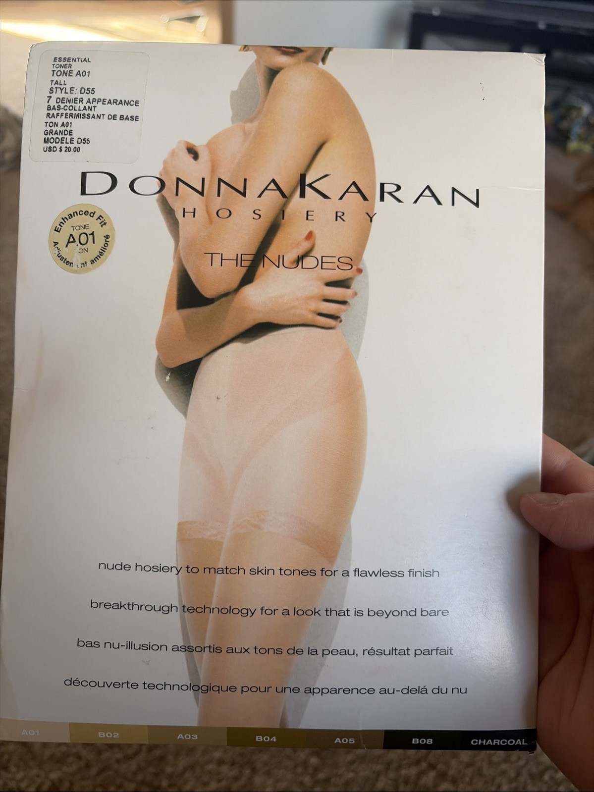 Donna Karan Hosiery The Nudes Essential Toner Tone A01 Size Tall D55 Denier New
