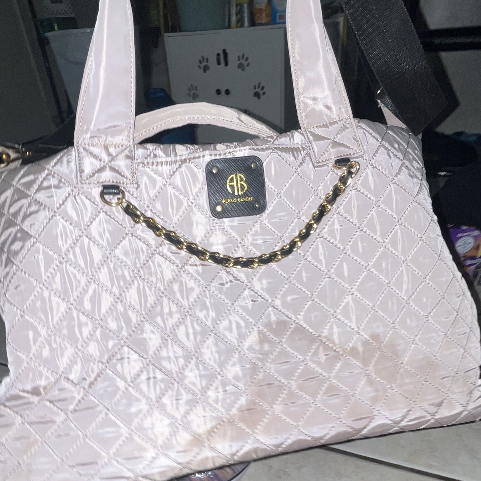 Alexis Bendel Large Beige Quilted Tote Zip Top Gold Hardware Detachable Strap