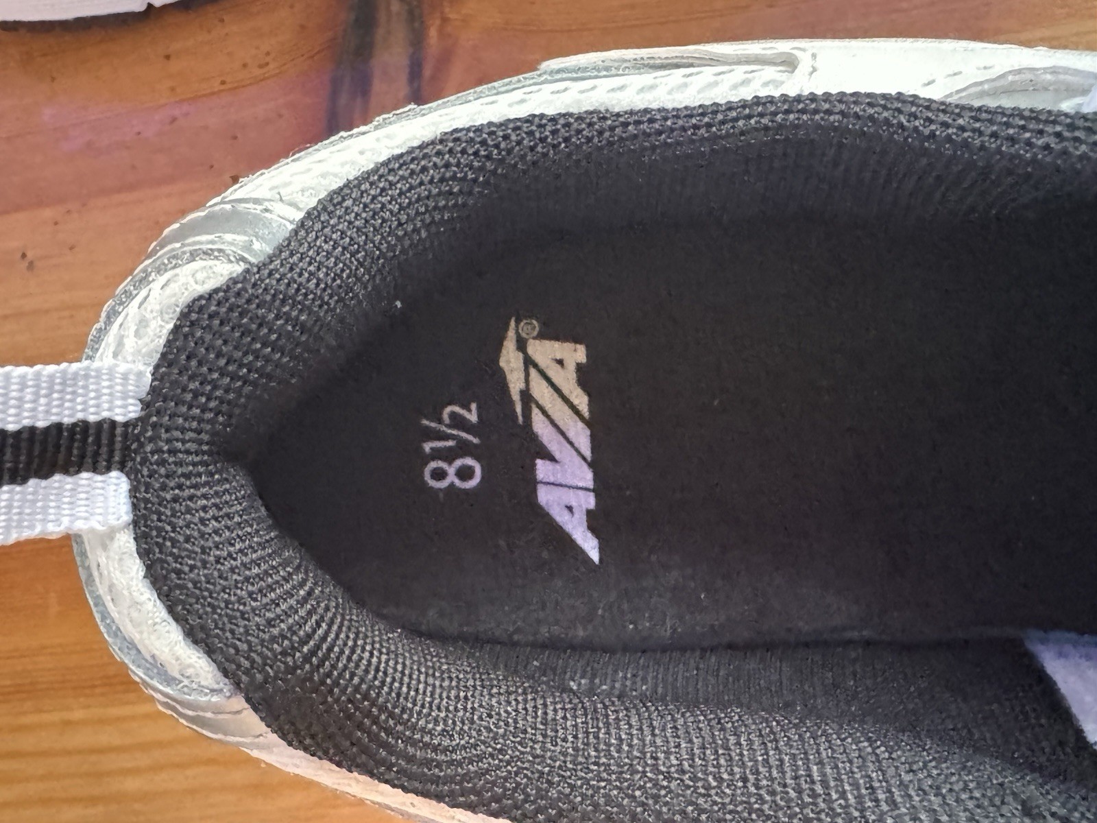 Avia Men’s Sneakers Size 8 ,1/2