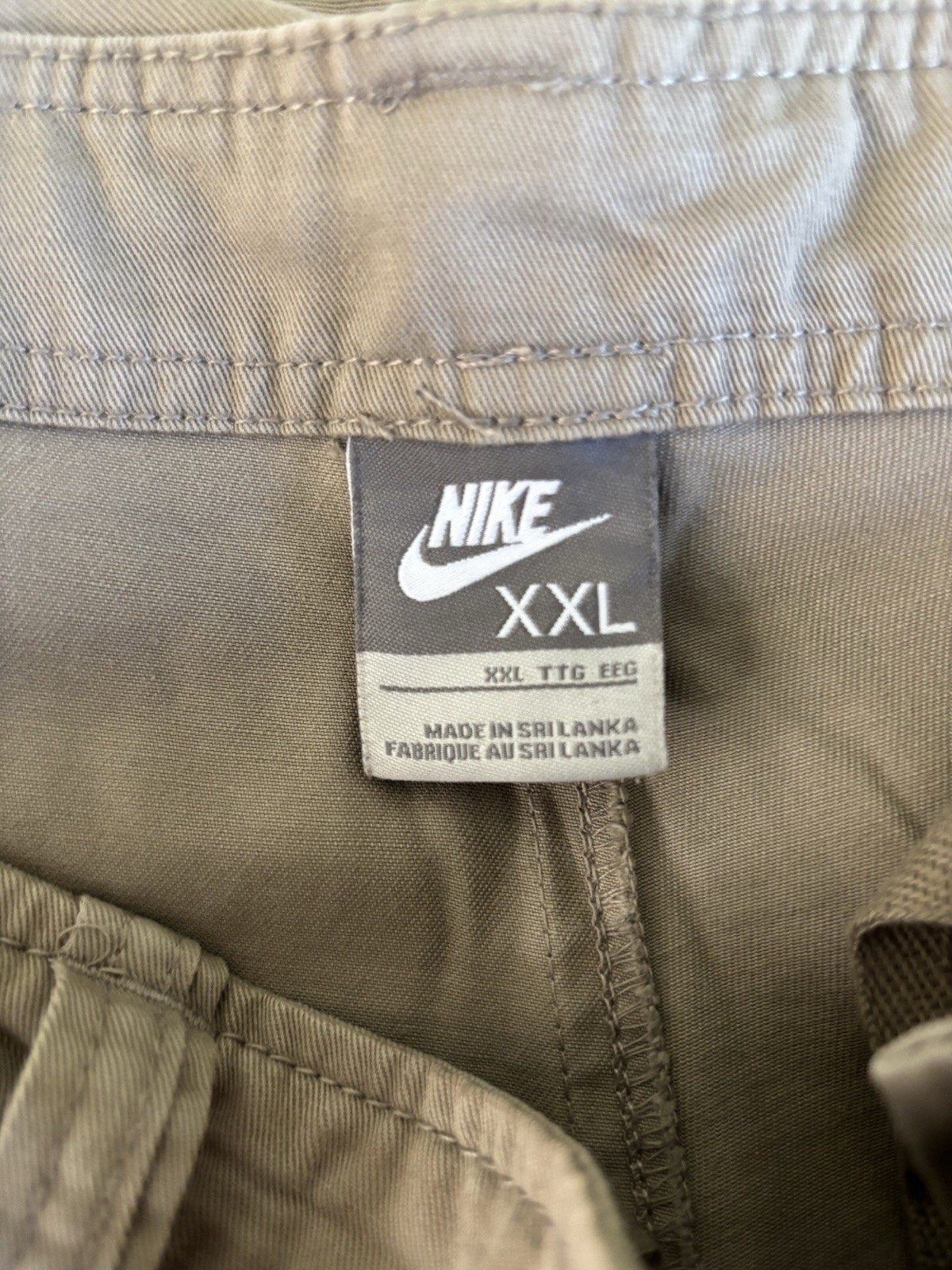 Nike Men’s Beige Cargo Pants 44W XXL Relaxed Straight Twill Pockets