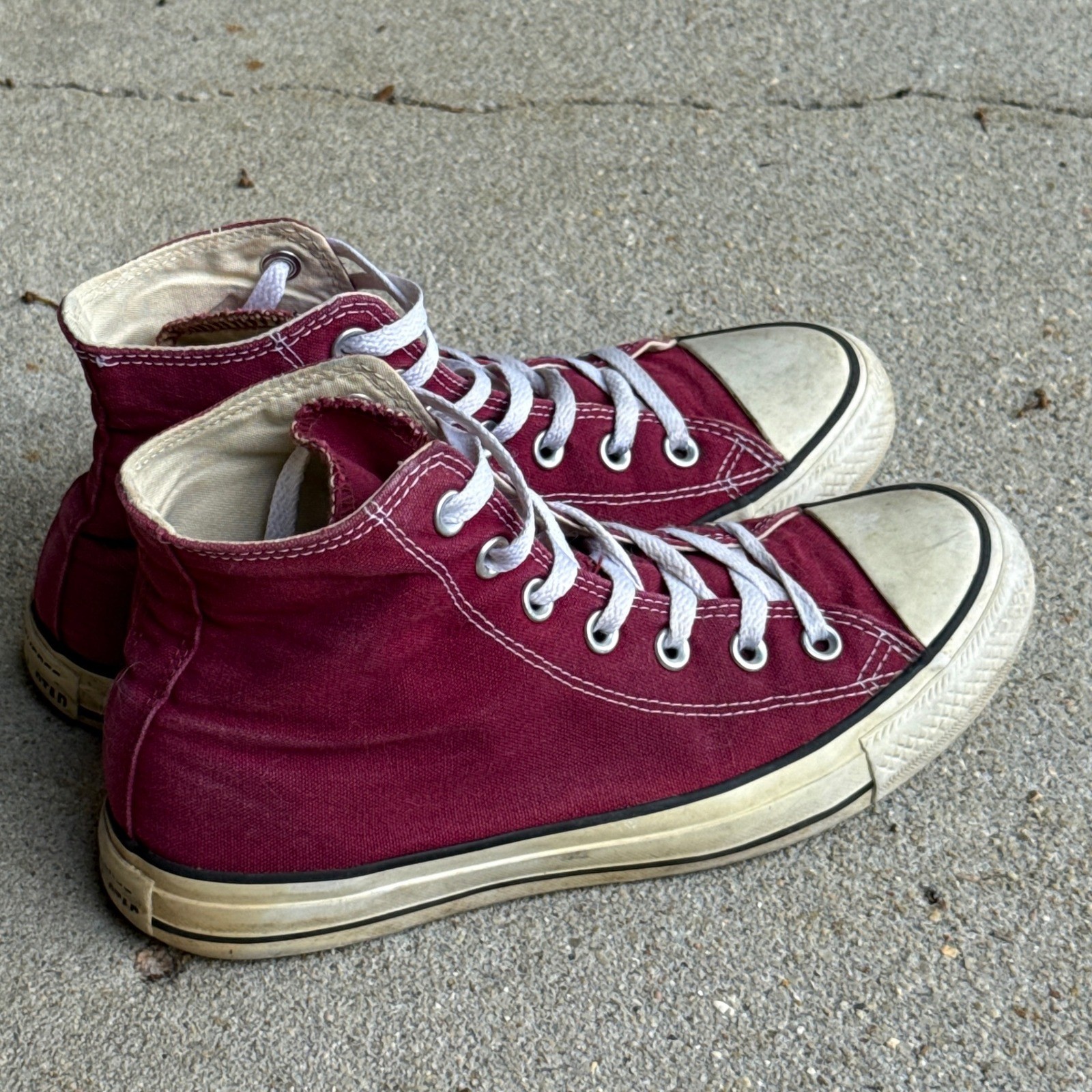 Converse Chuck Taylor All Star High Top Sneakers Burgundy Canvas Shoes W 8 M 6