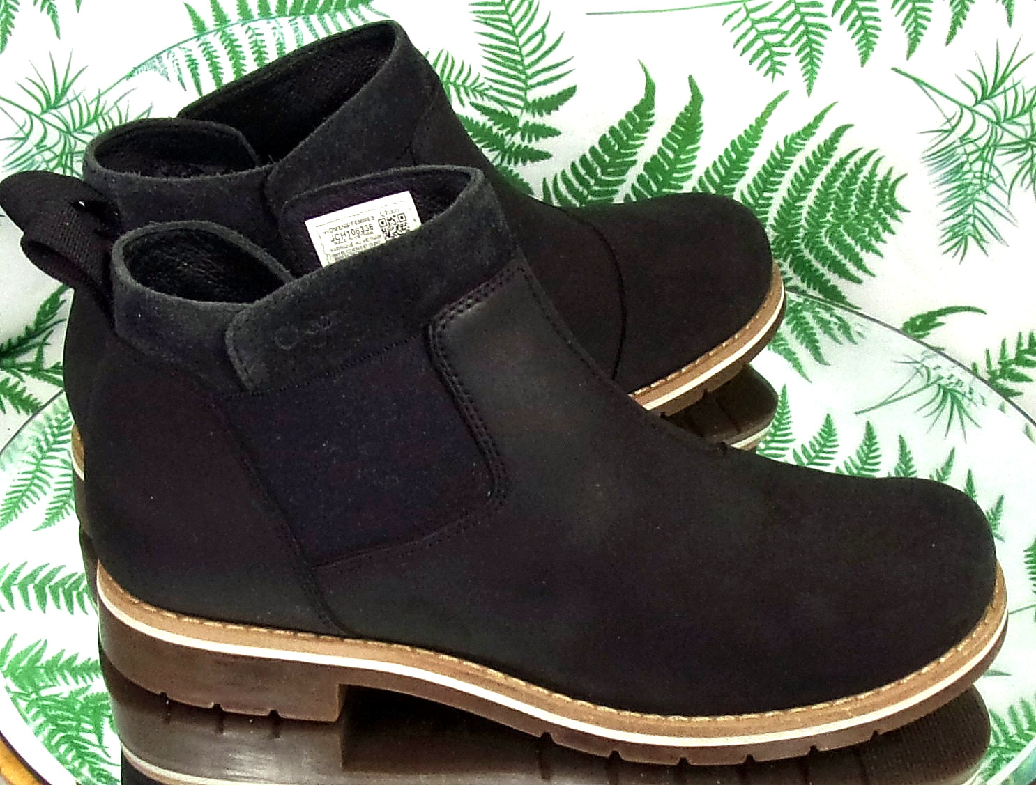 CHACO CATALUNA EXPLORER BLACK LEATHER FASHION ANKLE BOOTS SHOES US WOMENS SZ 7
