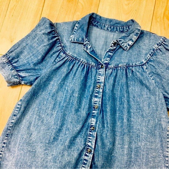 stonewashed denim Button-Down Shirt gathered cinched beach preppy blouse top