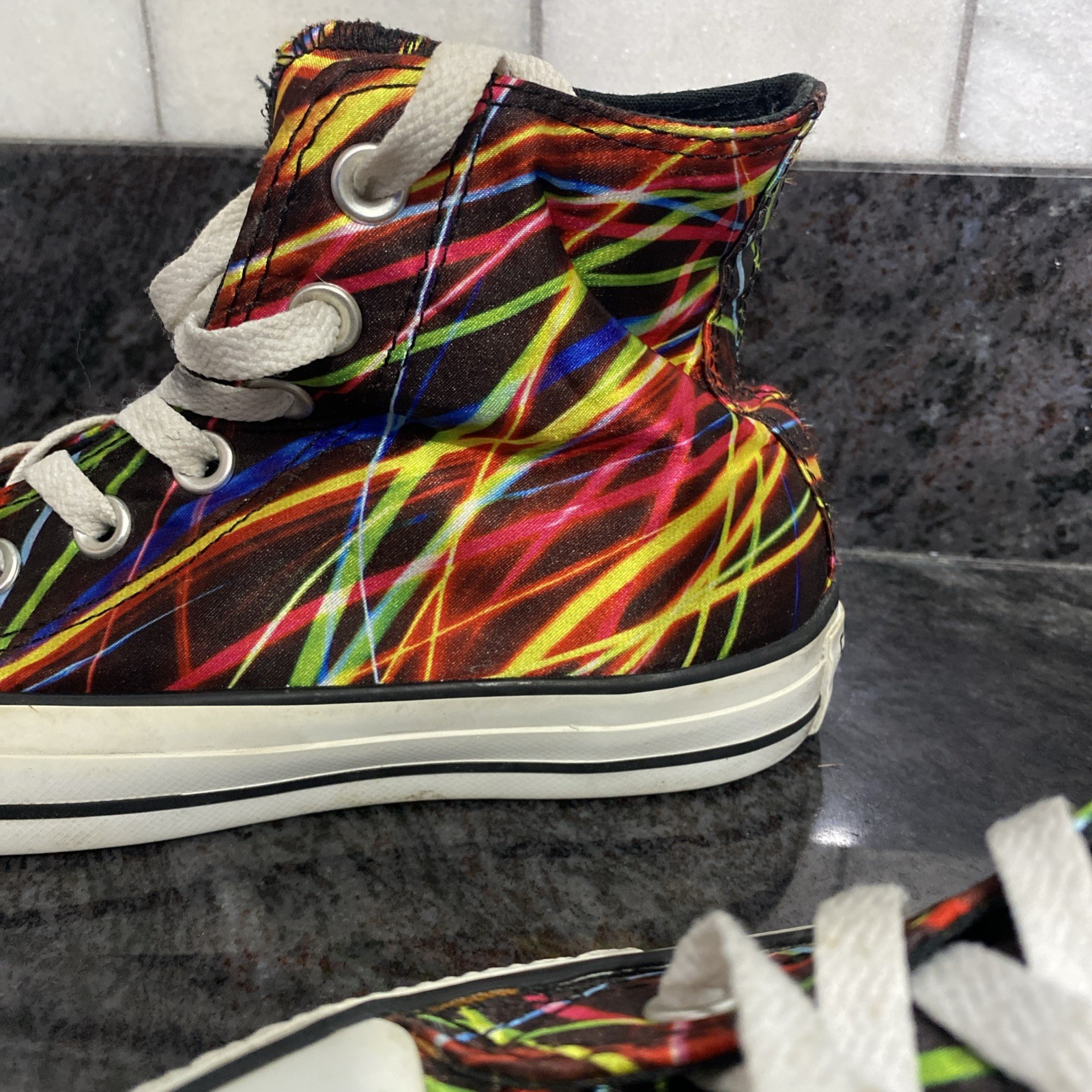 Converse Chuck Taylor Neon Lights Sneakers Men 4 Women 6 High Top Shoes