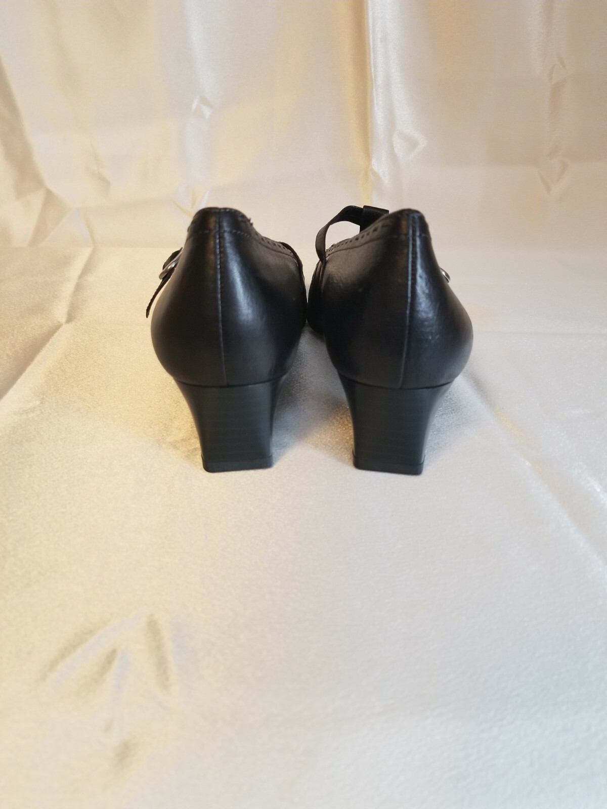 Theresia M “Joséphine” Black Leather Women Shoes. Size US 6.5 Euro 37.5 Uk 4.5