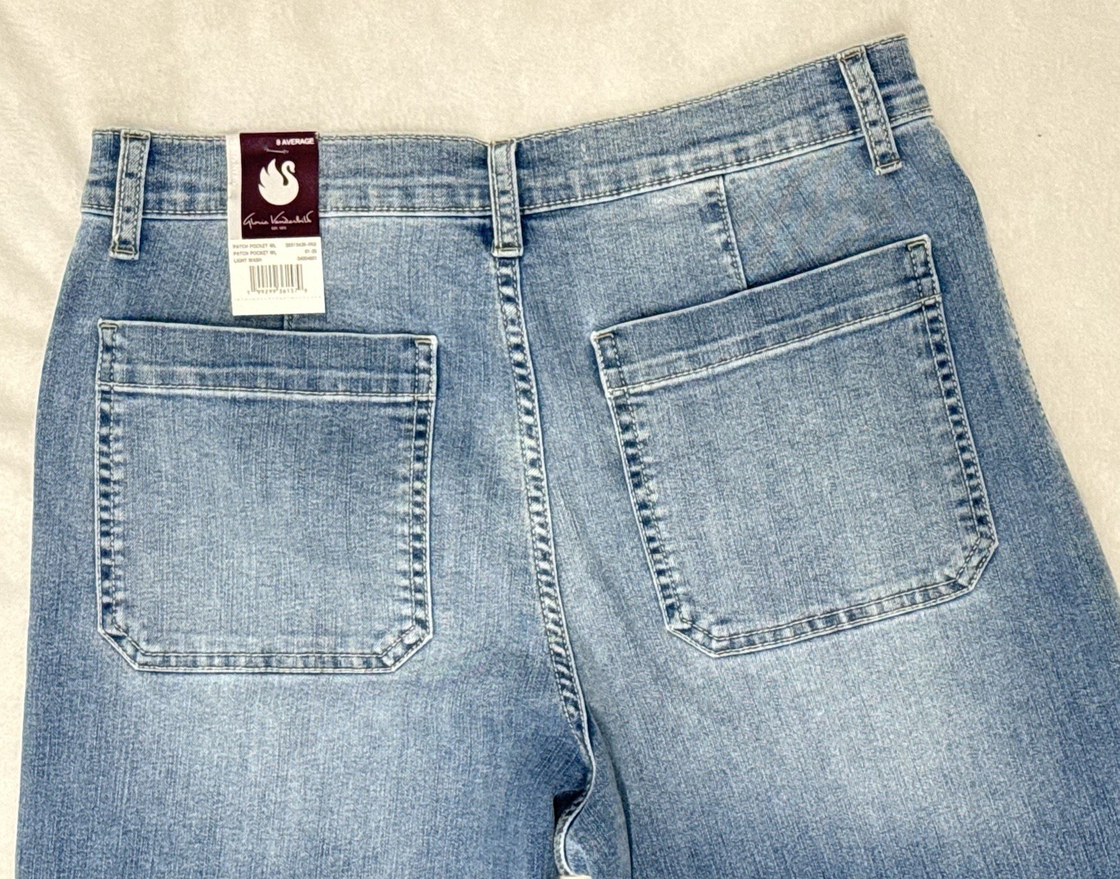 Women’s Gloria Vanderbilt Patch Pocket Wide Leg Jeans Light Wash Size 8 NWT