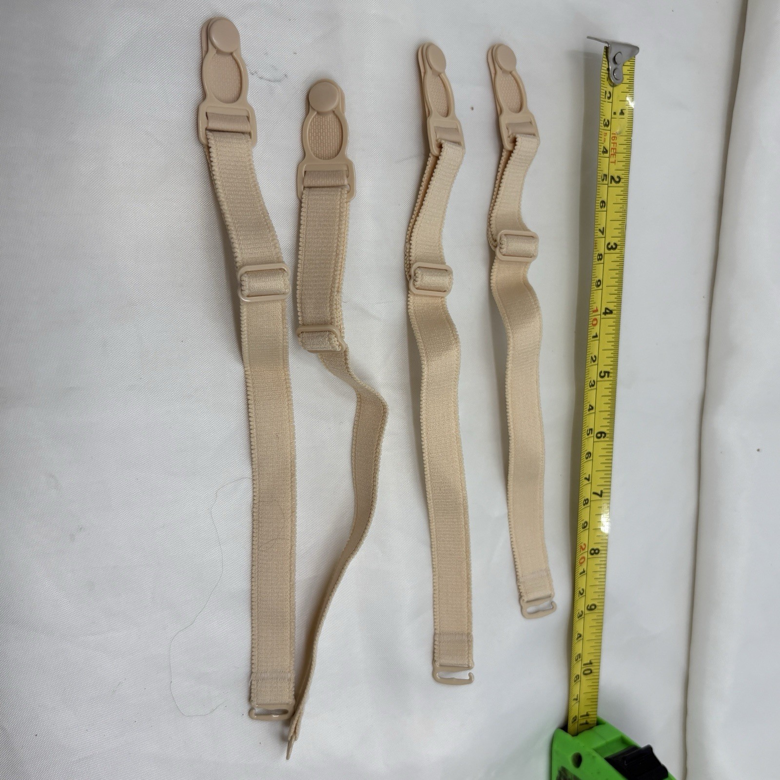 Anti Slip Bra Strap Clips Set of 4 Adjustable Comfortable Bra Strap Retainers