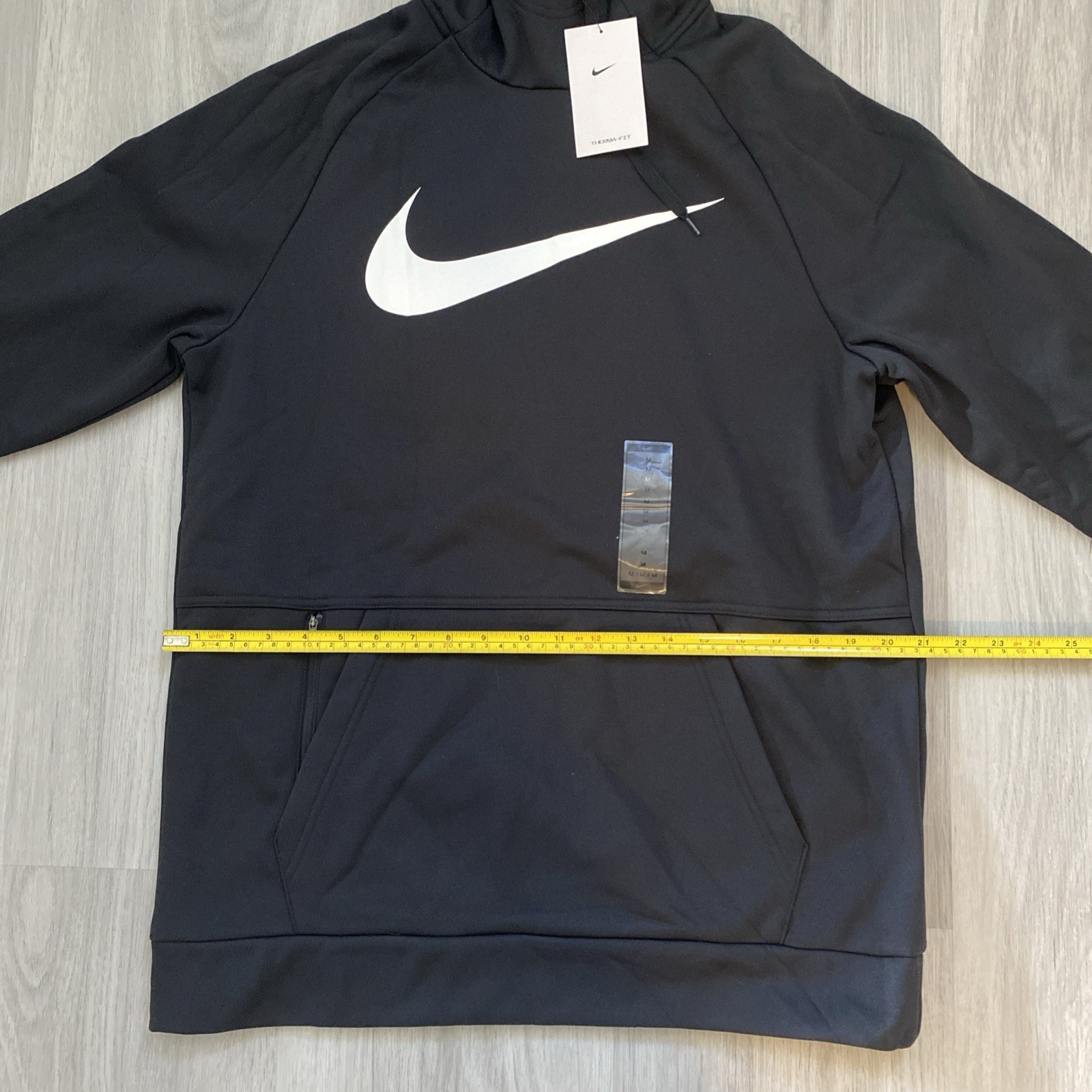 Nike Therma Fit Swoosh Pullover Hoodie Men’s Medium Black NWT
