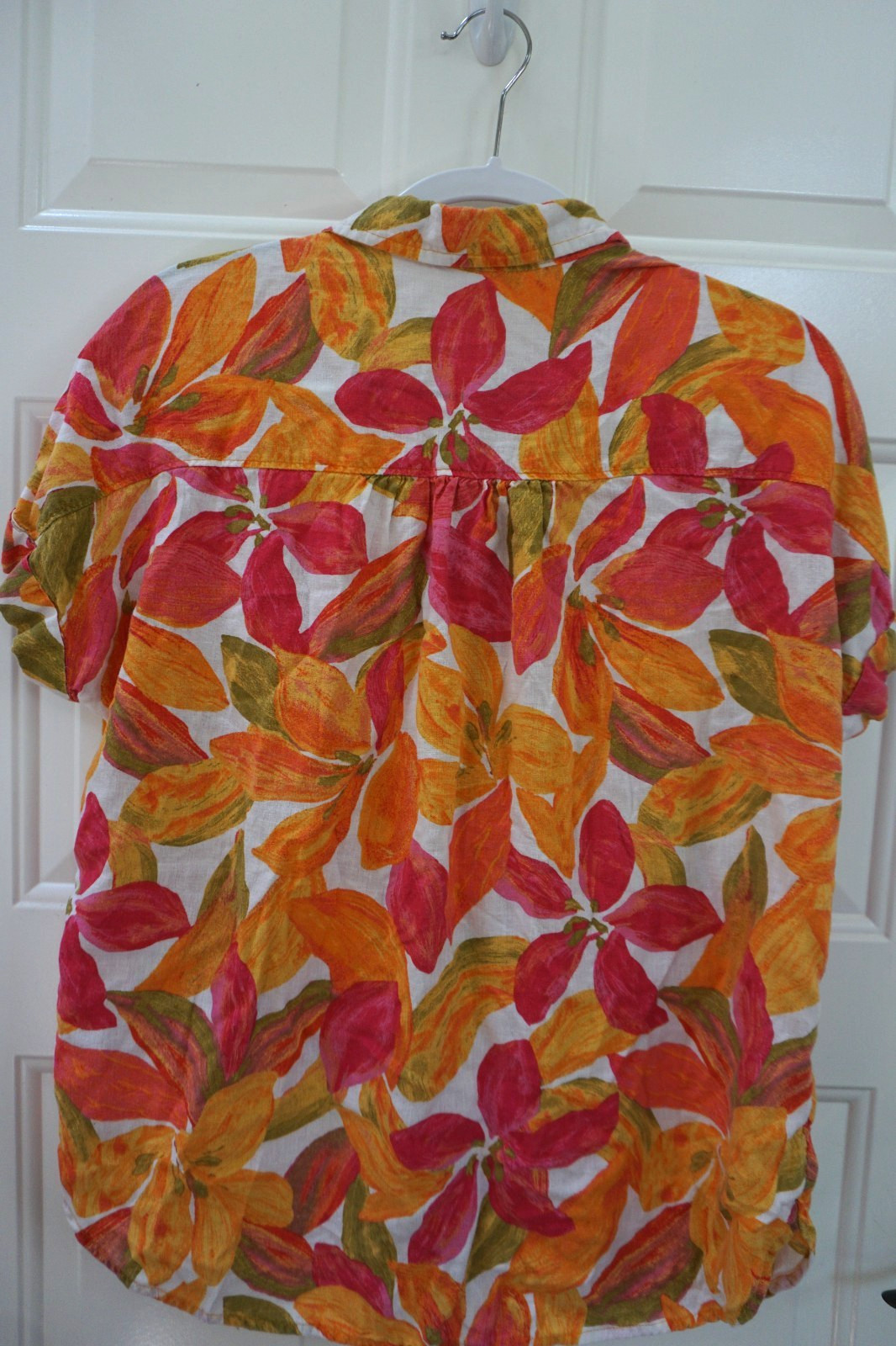 Arty Hawaiian Retro Dopamine Womens Button Up Shirt Medium Beach Vacation Cruise