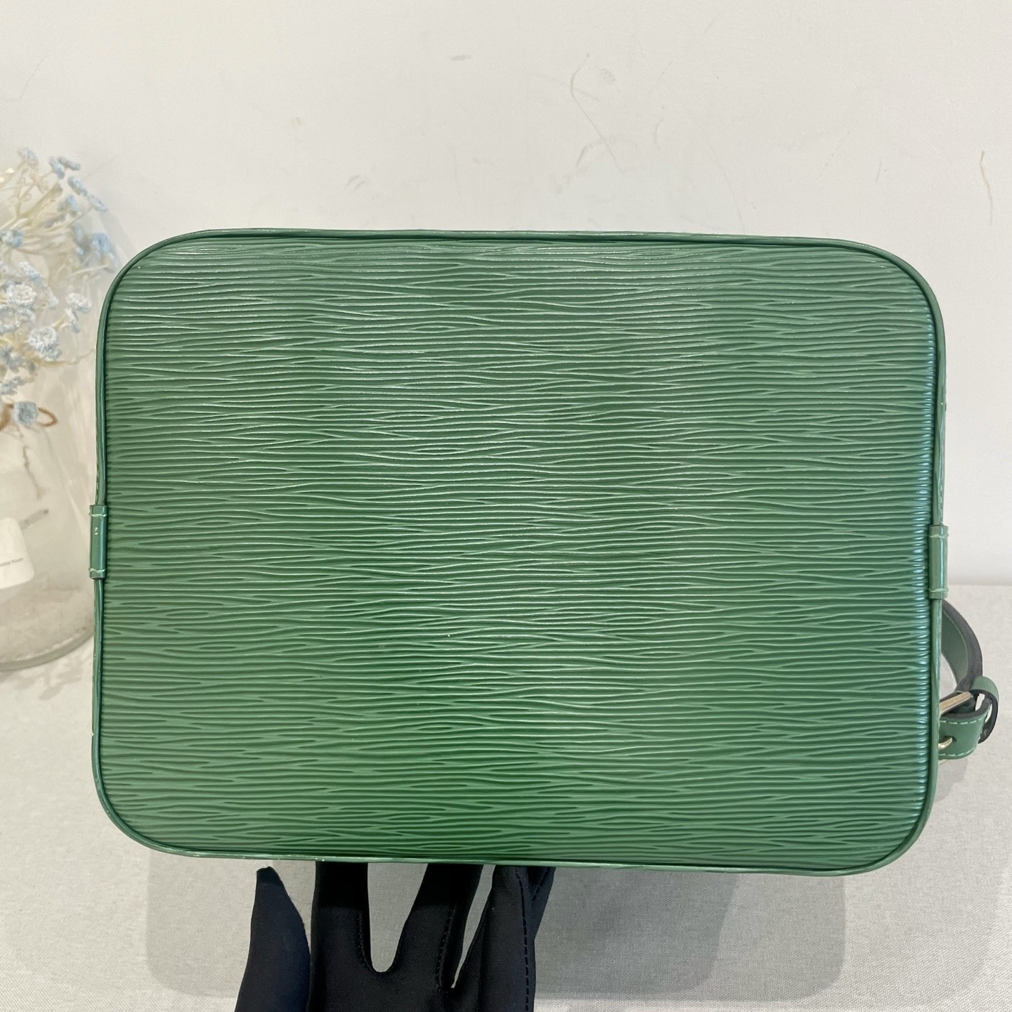 Louis Vuitton Pre-Owned Authentic Bucket Bag Green Free Tracked Shipping