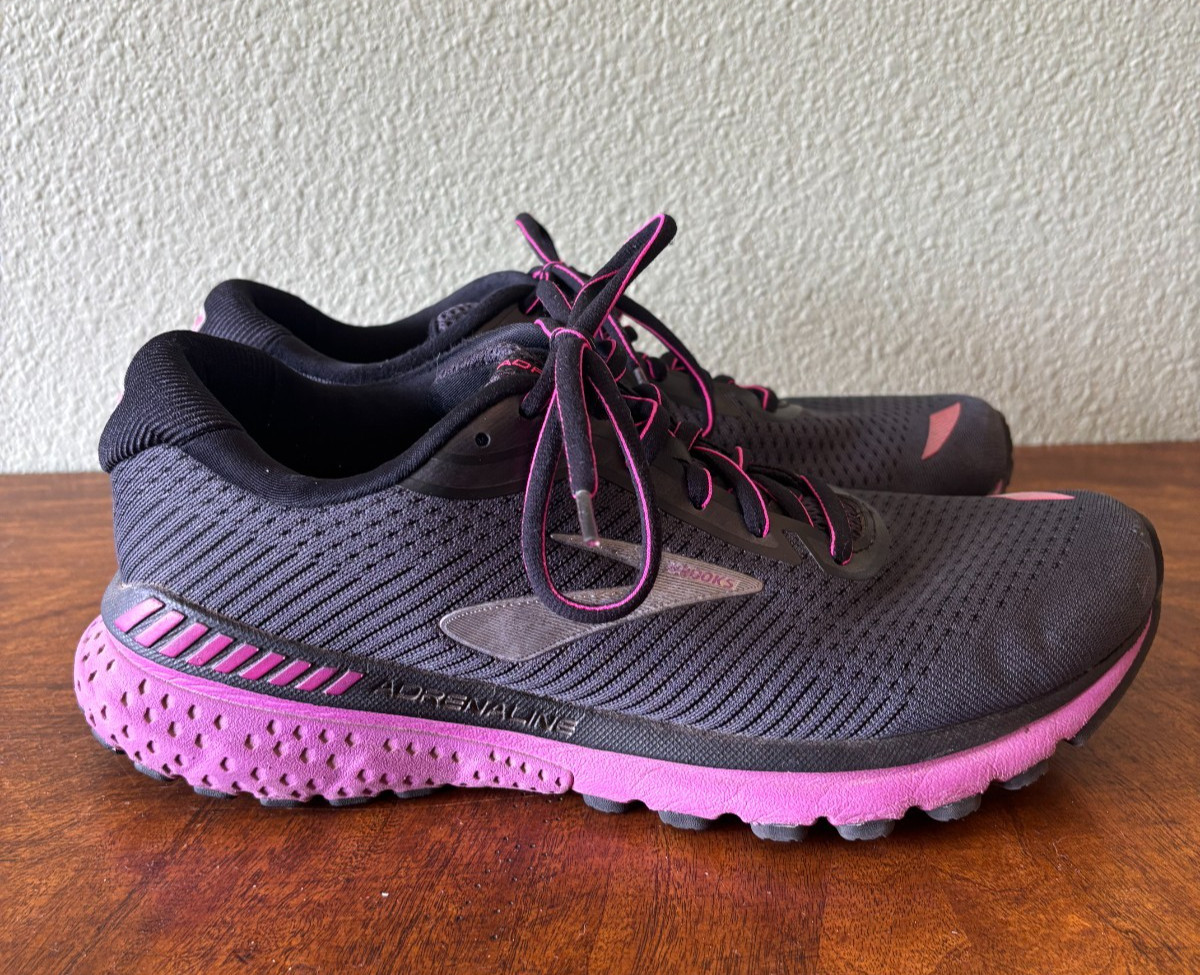 Brooks Women’s Adrenaline GTS XX Running Shoes – Black Purple – US 10.5