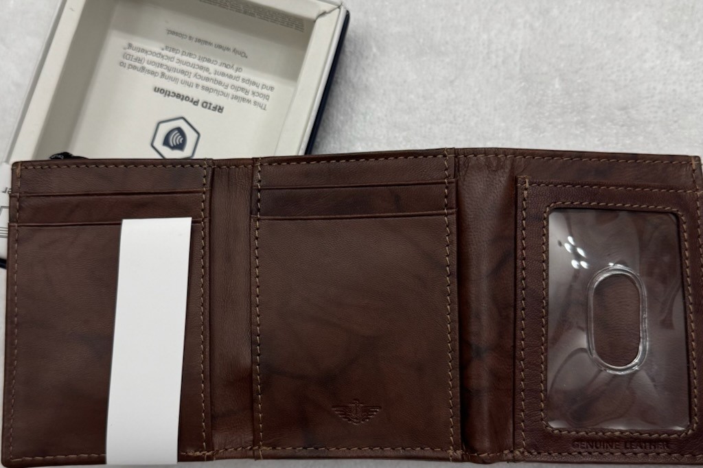 New Dockers Men’s Slim Z -Fold Wallet Brown Color $18.99