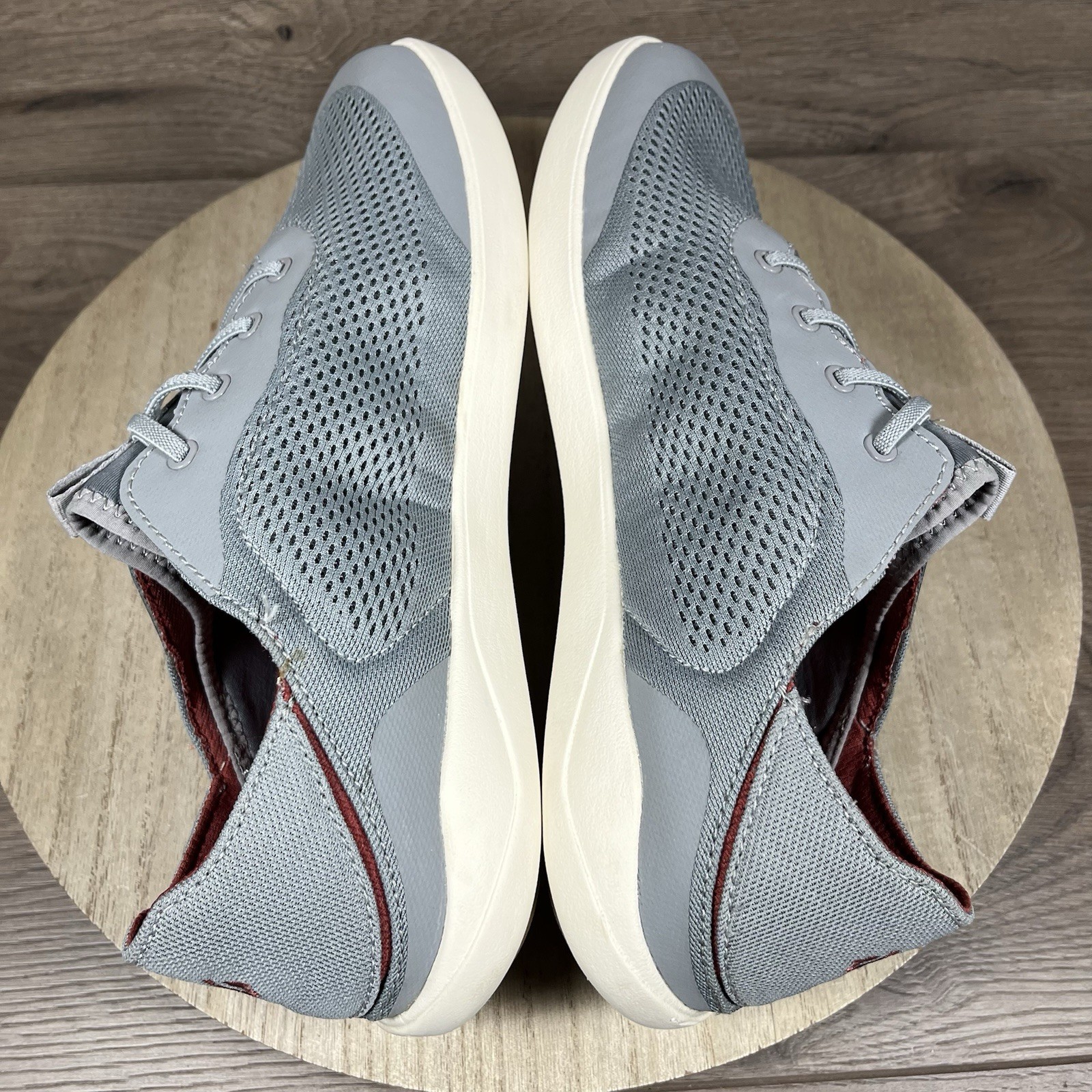 OluKai Moku Pae Shoes Gray Mesh Slip On Casual Mens Size 10 GREAT SHAPE