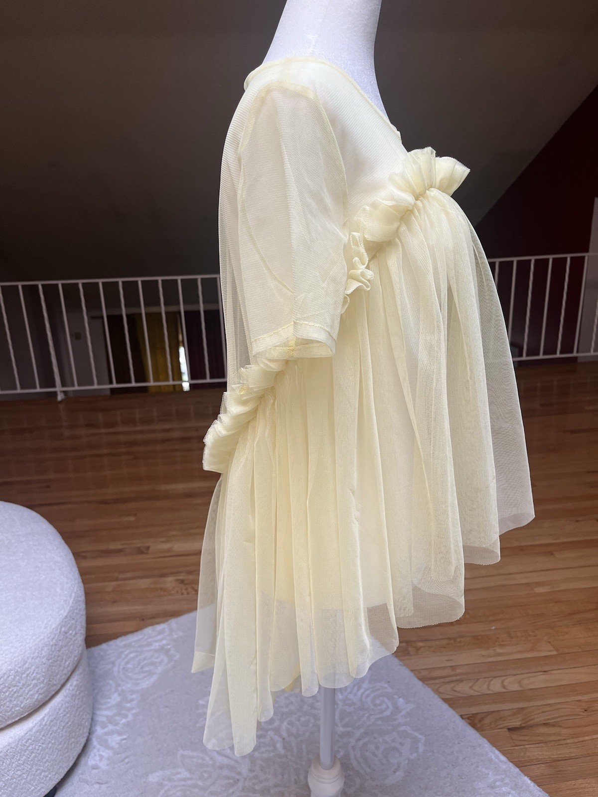 TOPSHOP Yellow Sheer Mesh Tulle Ruffle Babydoll Crew Neck Blouse US 6