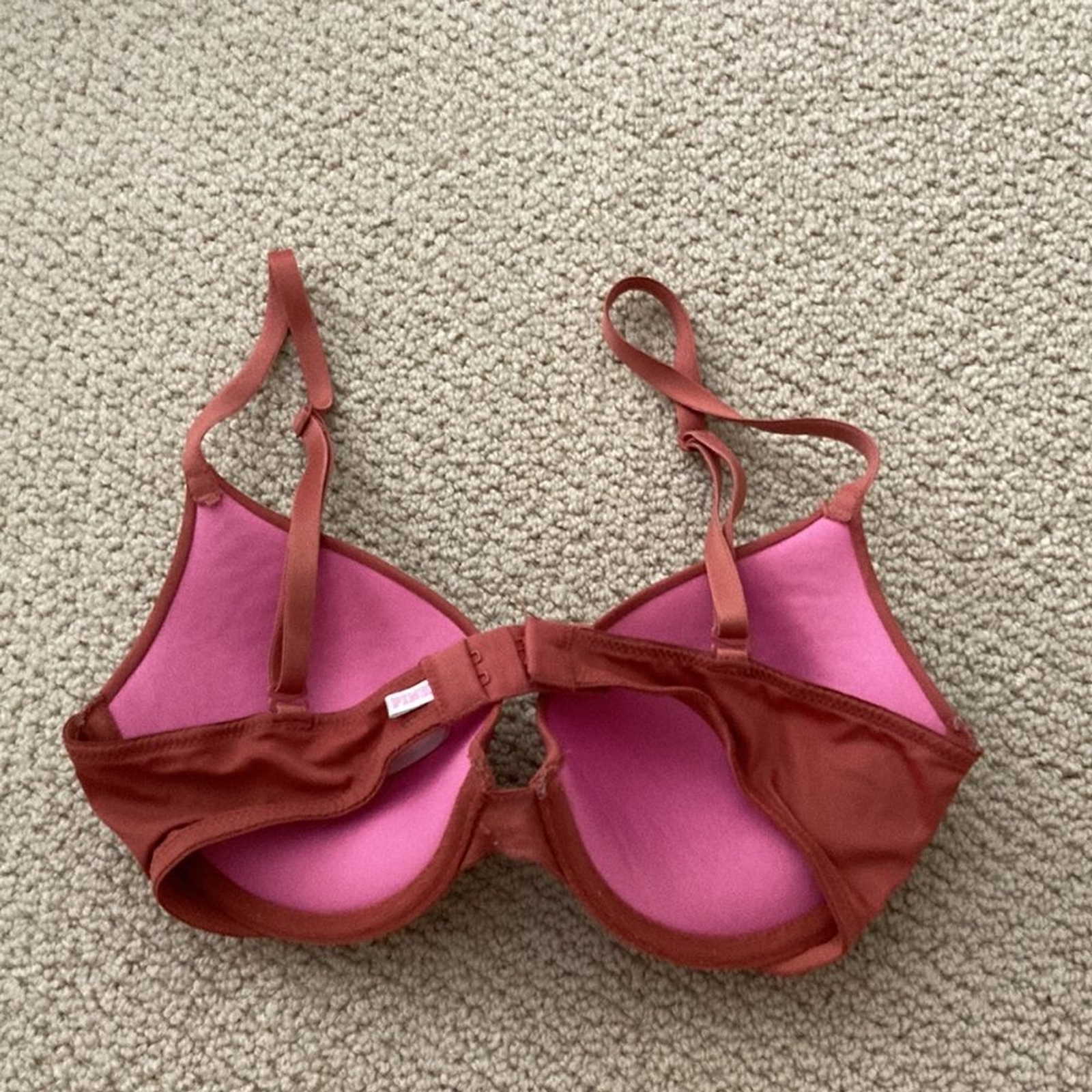 Victoria’s Secret PINK Wear Everywhere Push-Up Bra Brick Red Size 32C VEUC