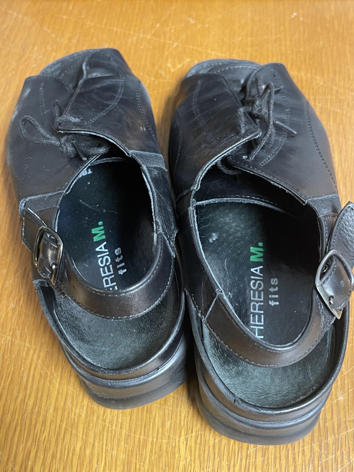 Theresia M Shoes Womens Size 6.5 Black Ellyn Softcalf Leather Comfort Sandals