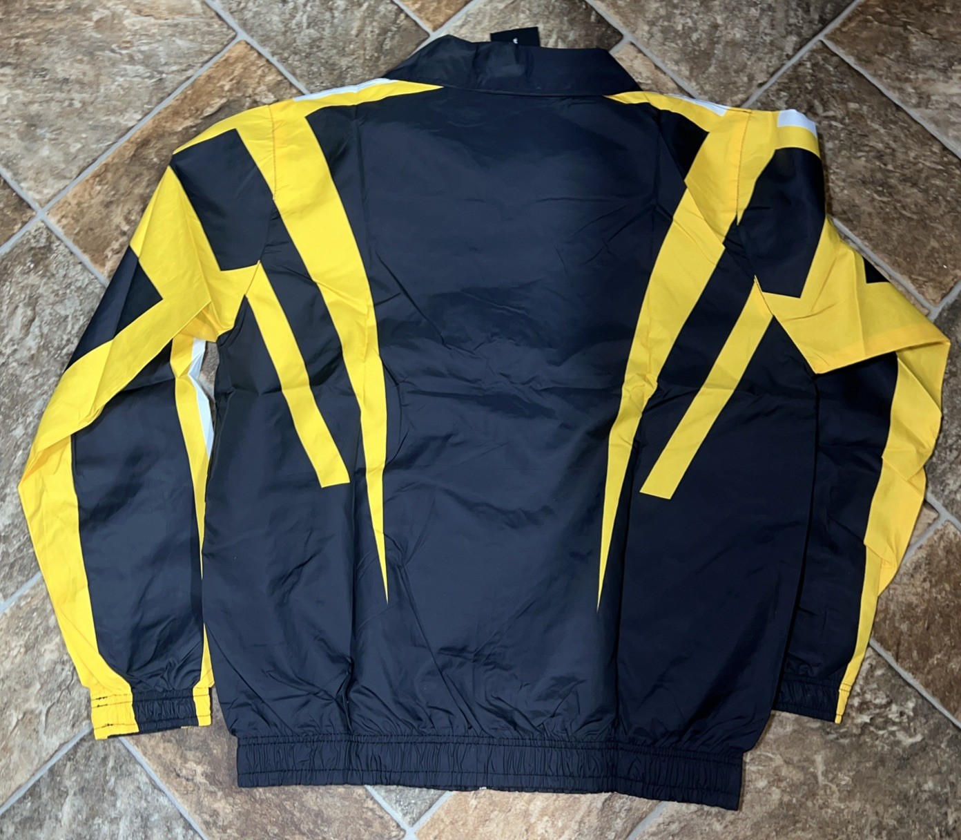 Sneak Gallery “Goat” Windbreaker/Short Set Size XL NWT Black Yellow White