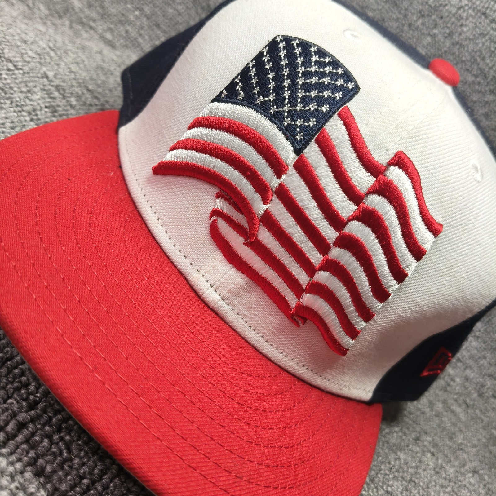 New Era USA 59FIFTY Fitted Flat Brim Red White Blue Hat 7 1 2