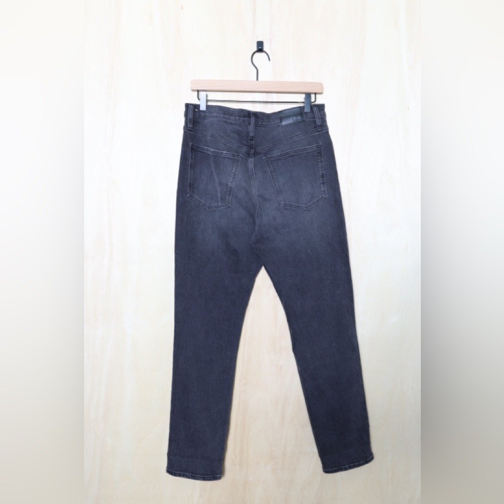 Madewell The High-Rise Slim Boyjean in Caton Wash: Ripped-Knee Edition Size 28