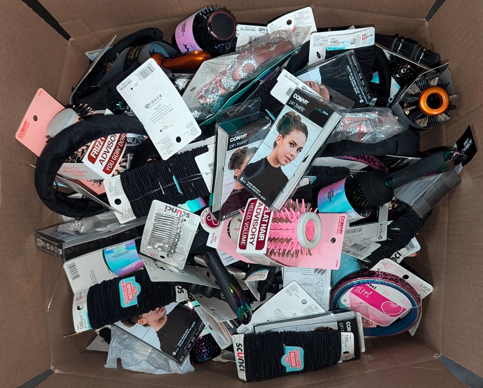 375CT ASSORTED NAME BRAND HAIR ACCESSORIES HAIR BRUSHES INCLUDED SEE DESCRIPTION